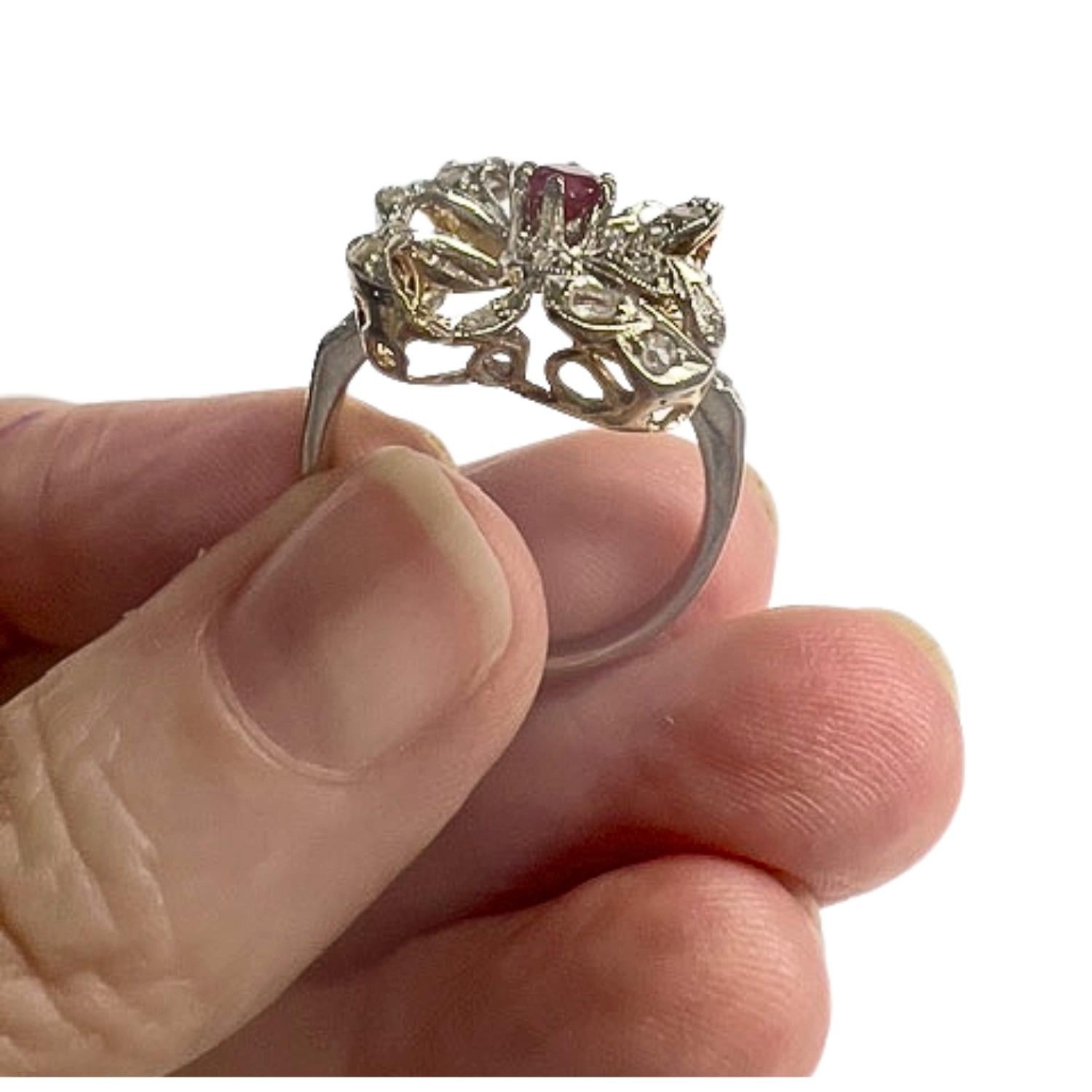 Art déco 1930-1935  Diamants 0.68ct  Bague en or 18K et platine 950 avec rubis 0,20ct 2