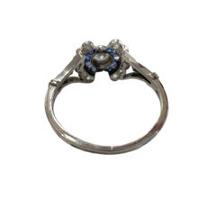 Art Deco 1930-1935 with Diamonds and Sapphires Platinum Ring