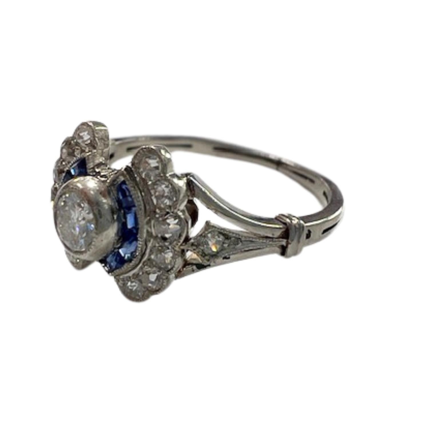 Women's Art Deco 1930-1935 with Diamonds and Sapphires Platinum Ring