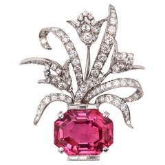ART DECO 1930 Brooch In Solid Platinum With 27.31 Ctw In Diamonds And Rubellite