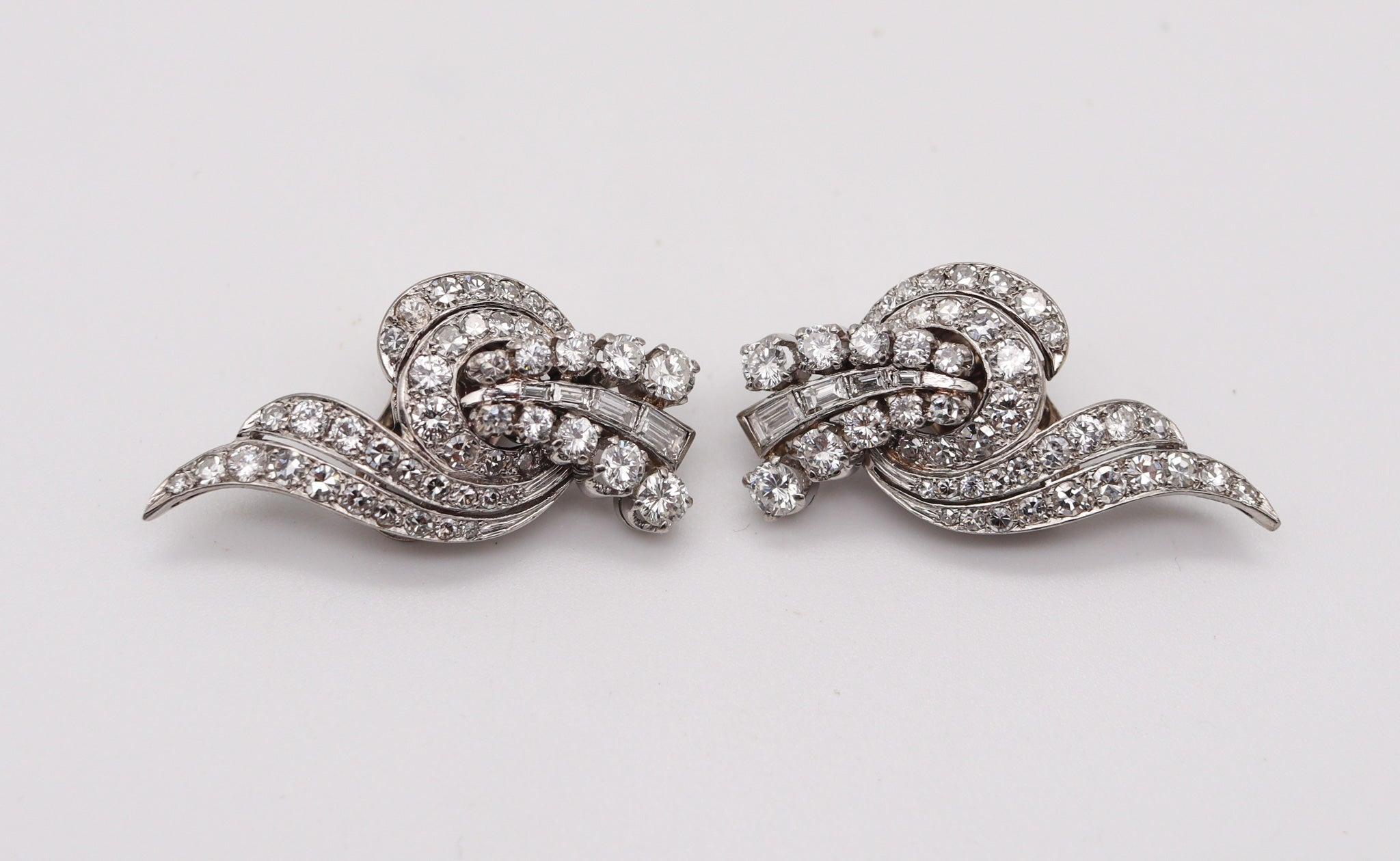 Art Déco ART DECO 1930 Orecchini a clip in platino con 6,22 carati di diamanti VS in vendita