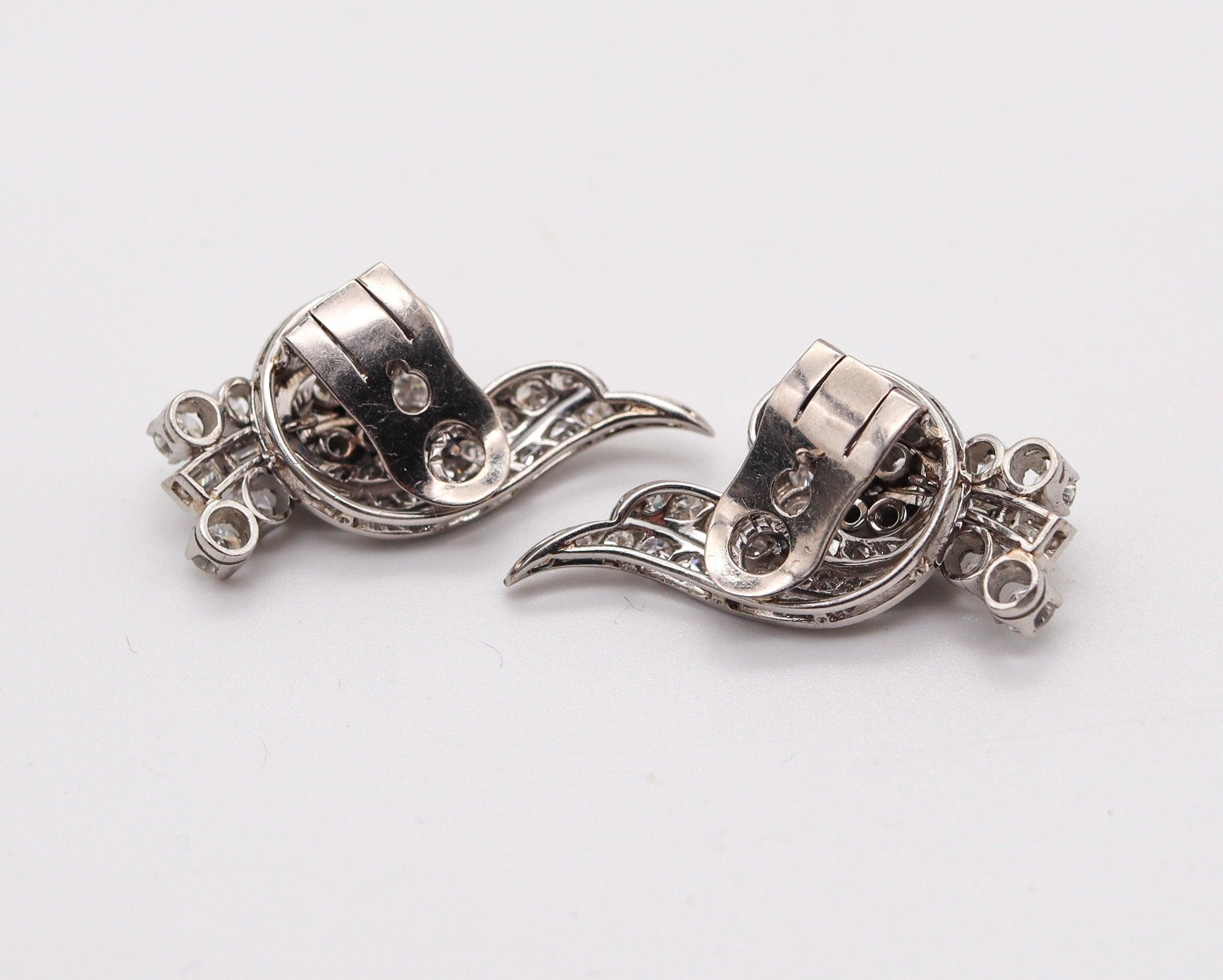 Taglio misto ART DECO 1930 Orecchini a clip in platino con 6,22 carati di diamanti VS in vendita
