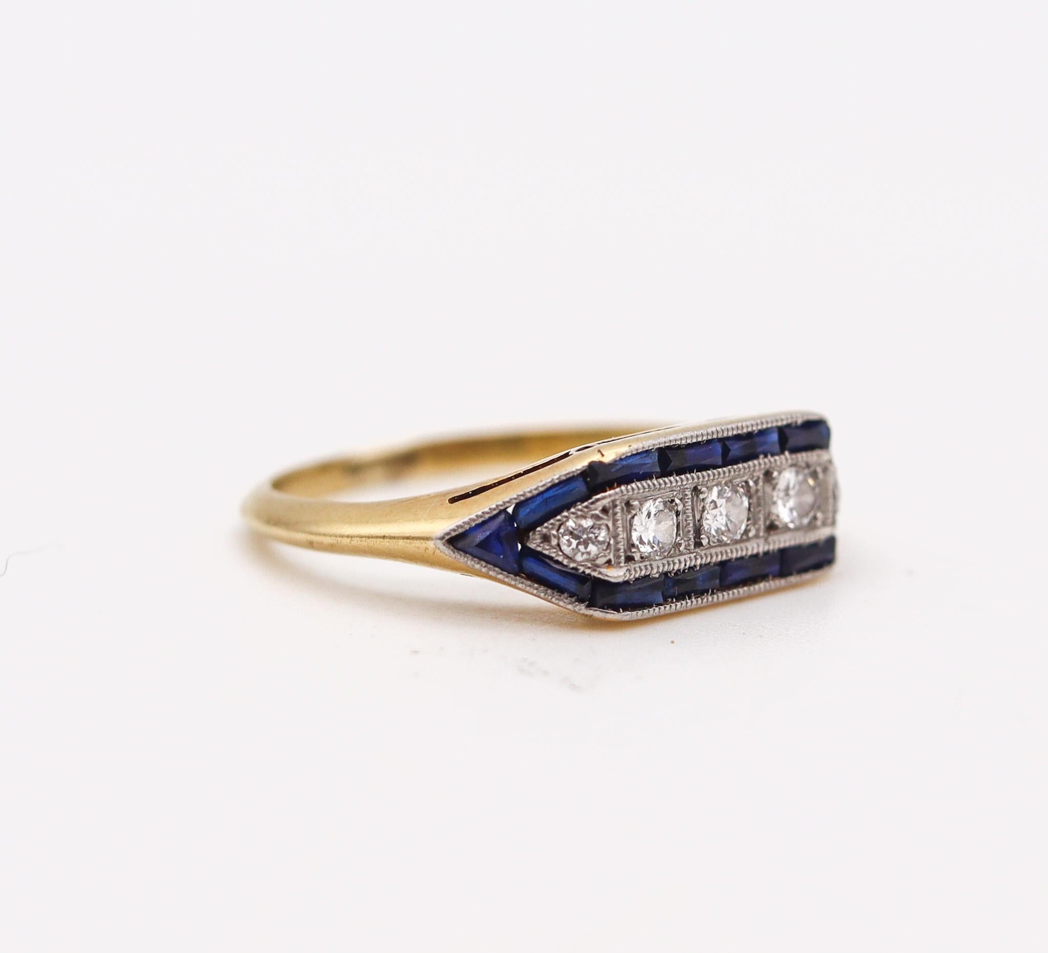 Round Cut Art Deco 1930 Cocktail Ring In 18Kt Yellow Gold With Diamonds And Sapphires
