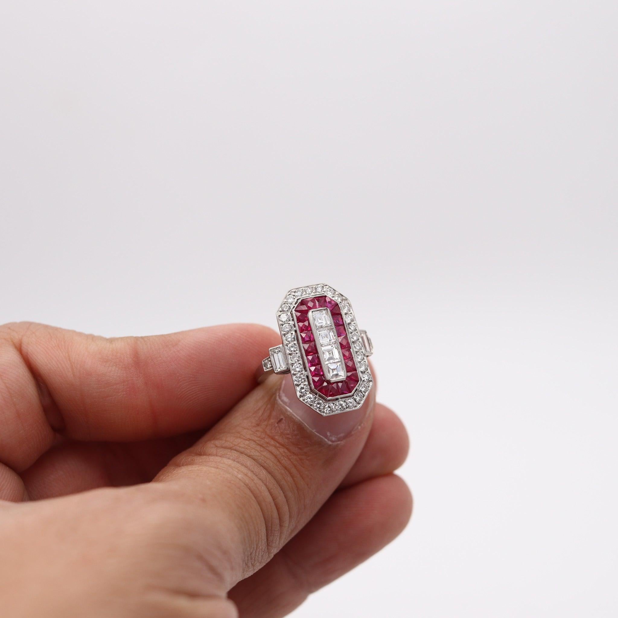 ART DECO 1930 Cocktail Ring In Platinum With 3.07 Ctw In Diamonds And Rubies For Sale 2