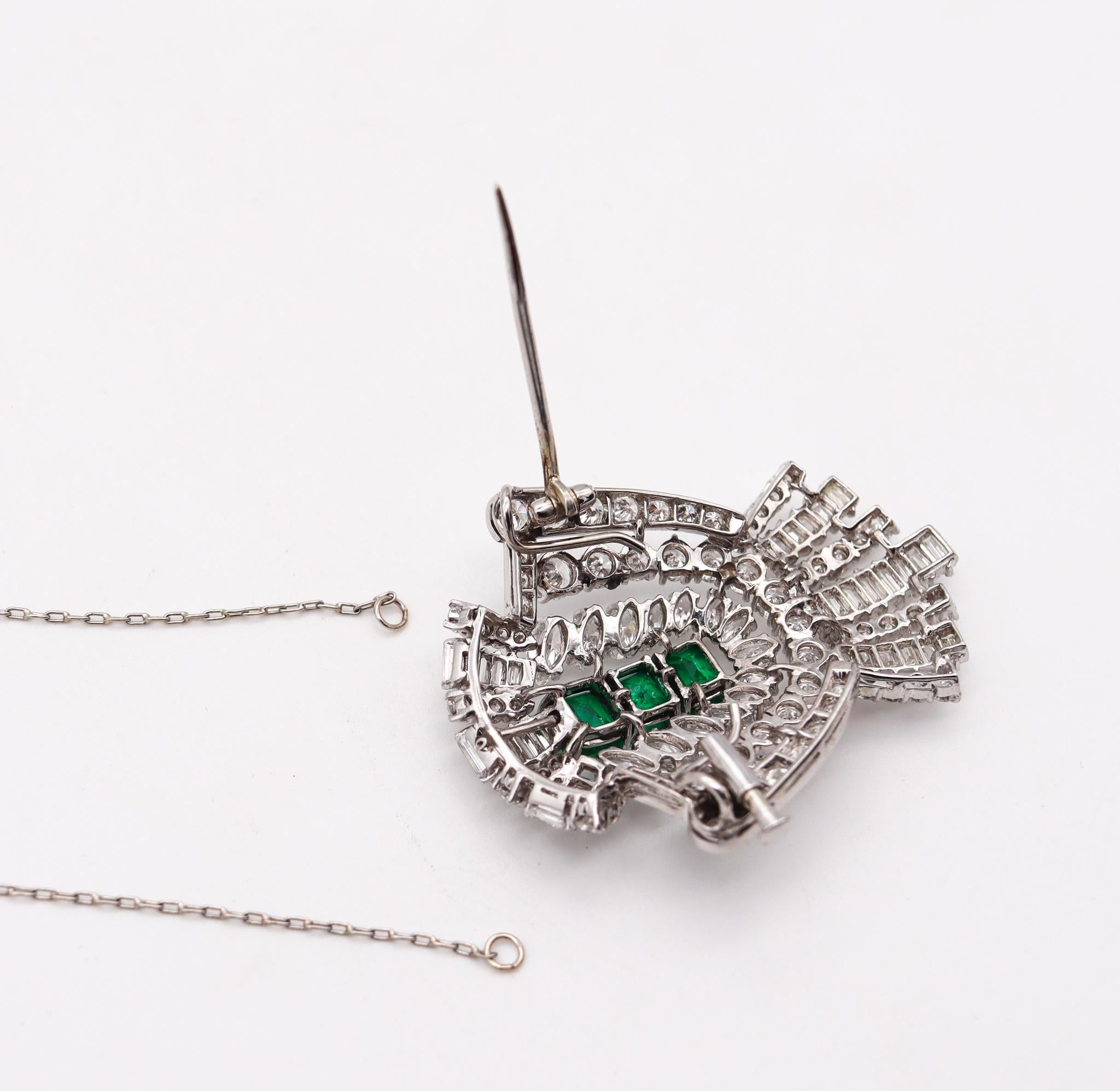 Art Deco 1930 Convertible Pendant Brooch Platinum 11.73 Ctw Diamonds & Emeralds For Sale 7