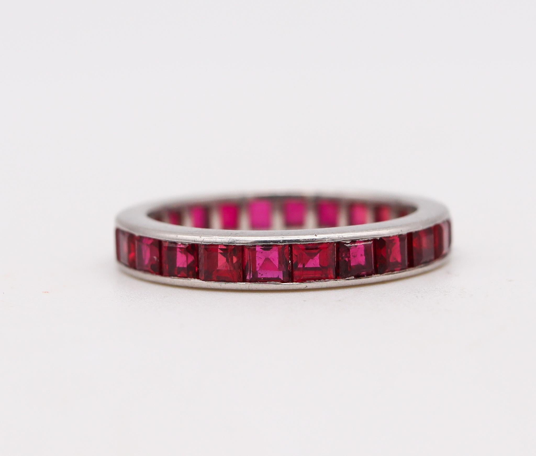 French Cut Art Deco 1930 Eternity Band Ring In Platinum With 2.41 Cts In Vivid Red Rubies