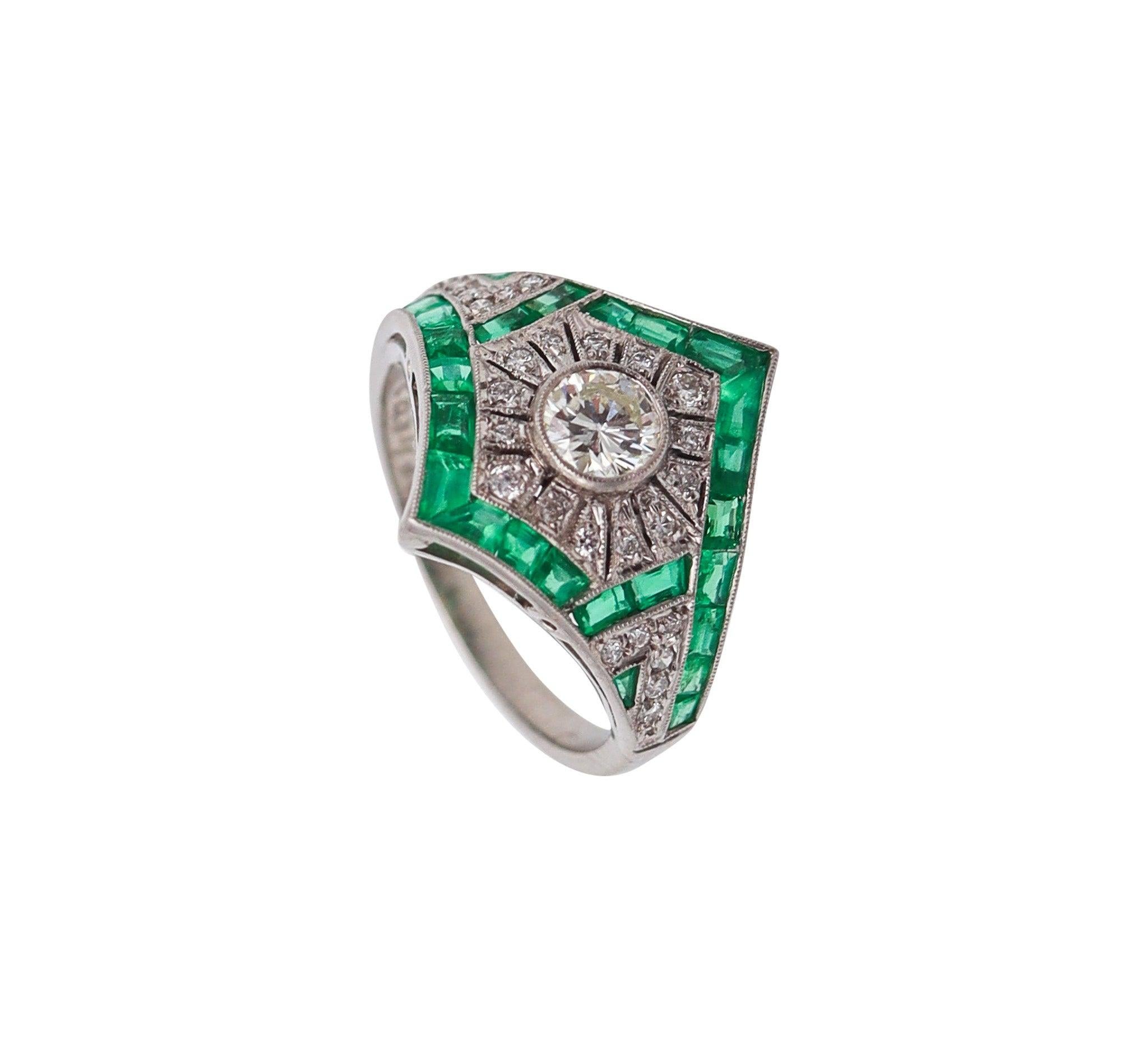 ART DECO 1930 Geometric Ring In Platinum With 2.67 Ctw In Diamonds And Emeralds For Sale 1
