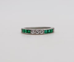 Art Deco 1930 Half Eternity Ring In Platinum With 1.02 Ctw Diamonds And Emeralds