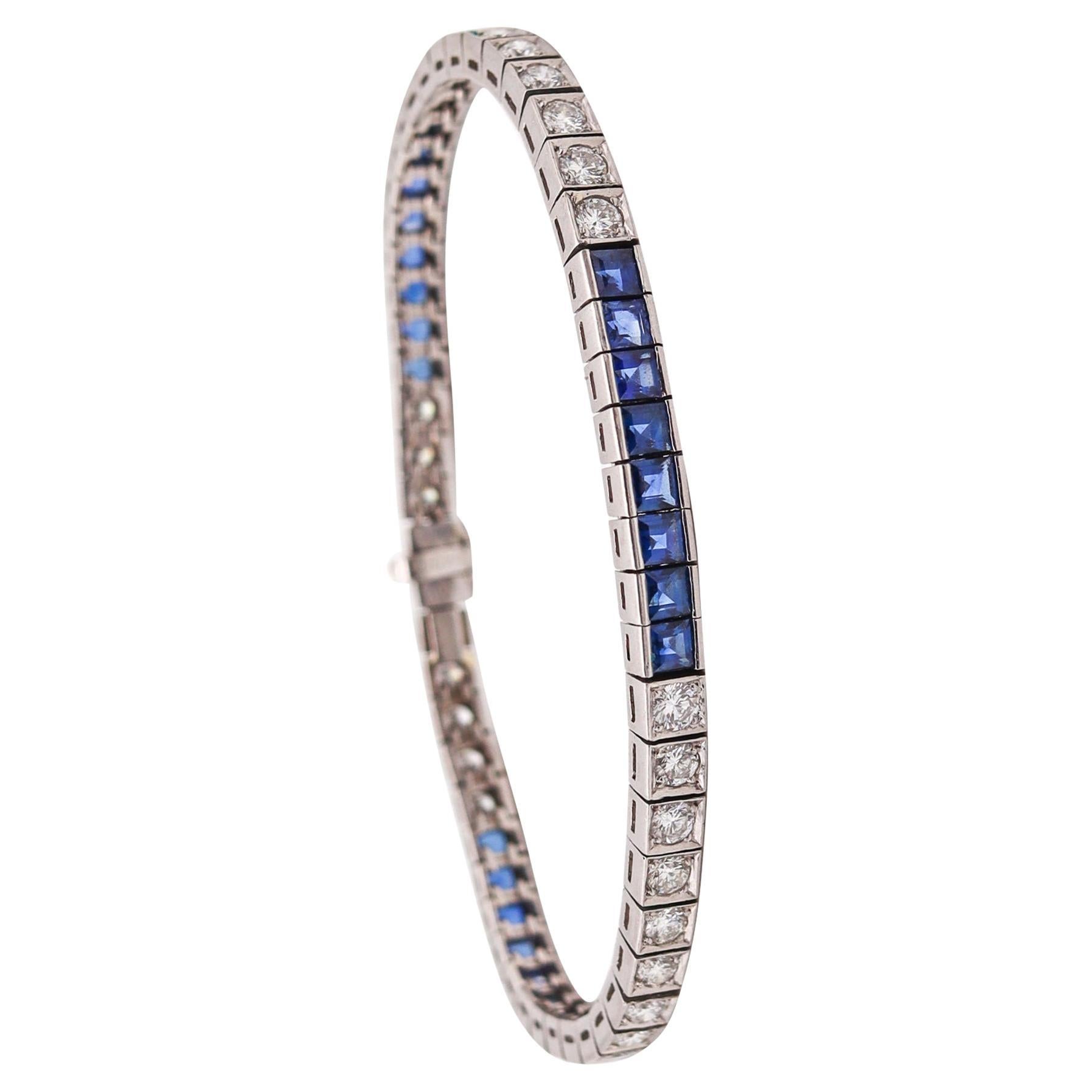 Bracelet ligne art déco 1930 en platine avec 9,24 carats de diamants et saphirs