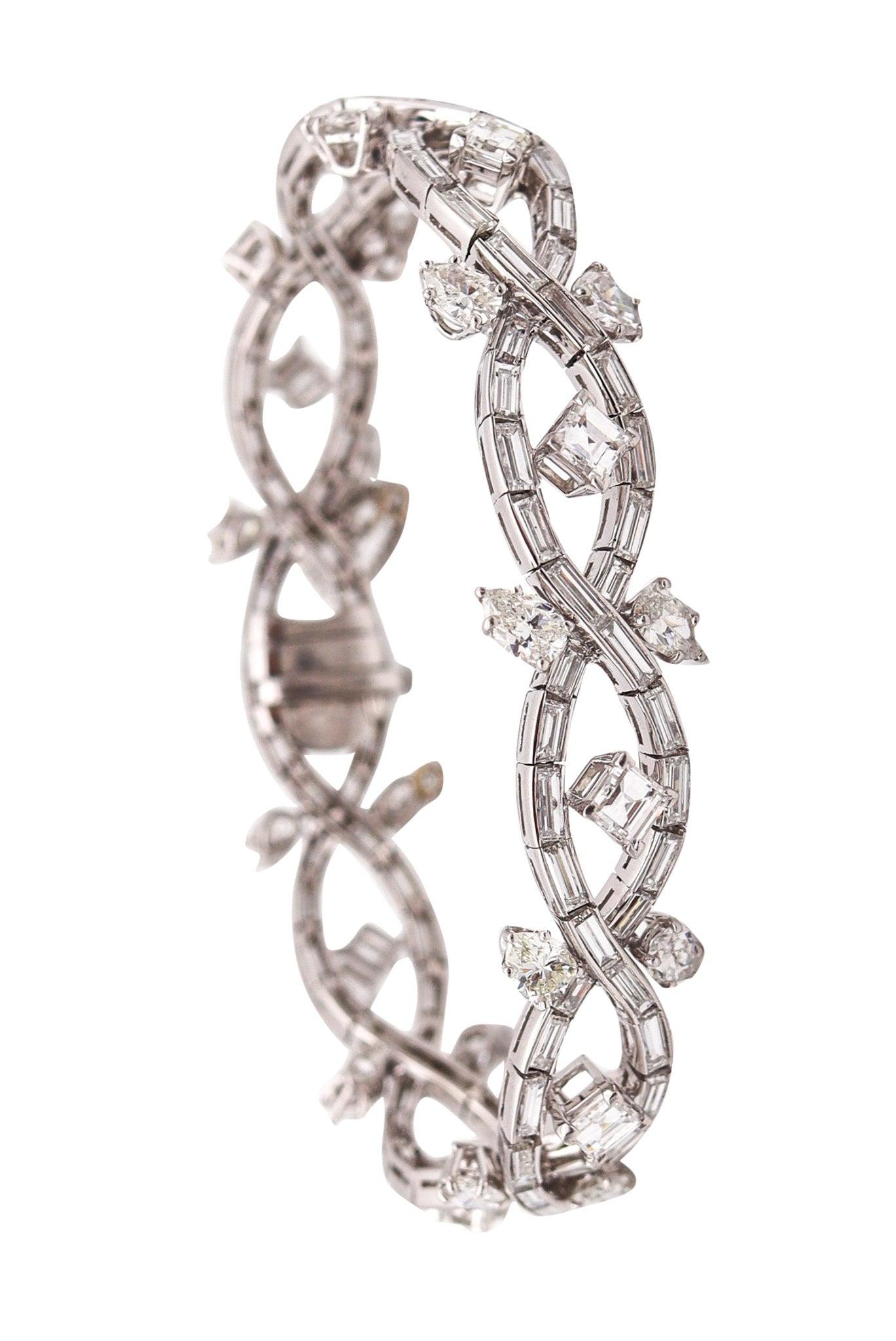 ART DECO 1930 Prächtiges Armband aus Platin mit 18,19 Gesamtkaratgewicht in VS-Diamanten