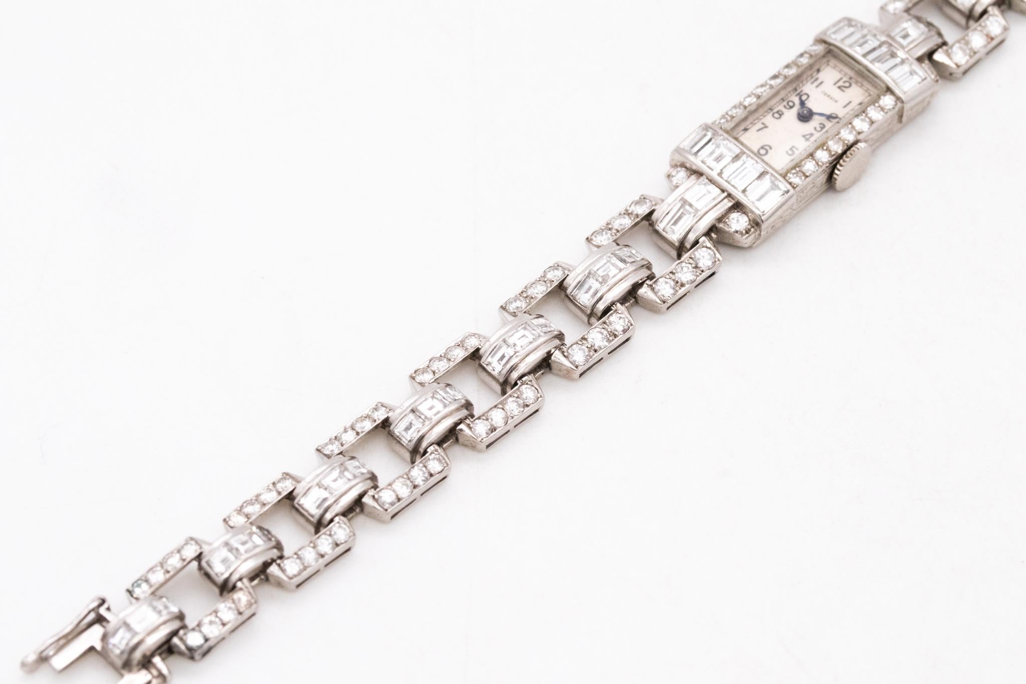 Art Deco 1930 Platin Cervin Damen Armbanduhr Armband mit 6,75 Karat VS Diamanten im Zustand „Hervorragend“ im Angebot in Miami, FL