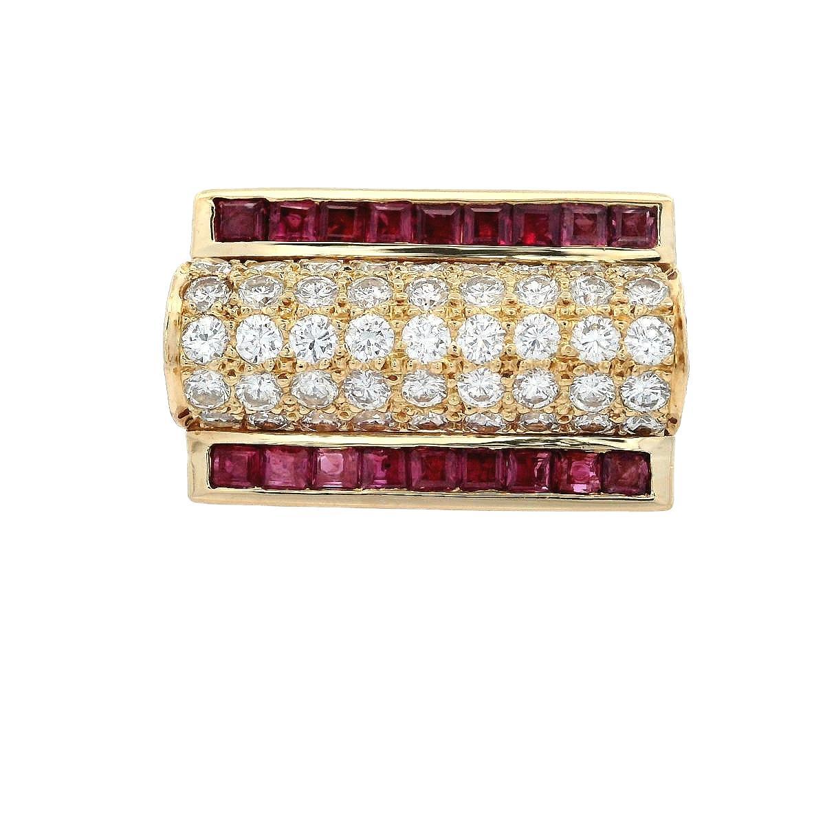 Round Cut Art Deco 1930 Ring in 18kt Gold with 2.55 Ctw in Diamonds & Rubies For Sale