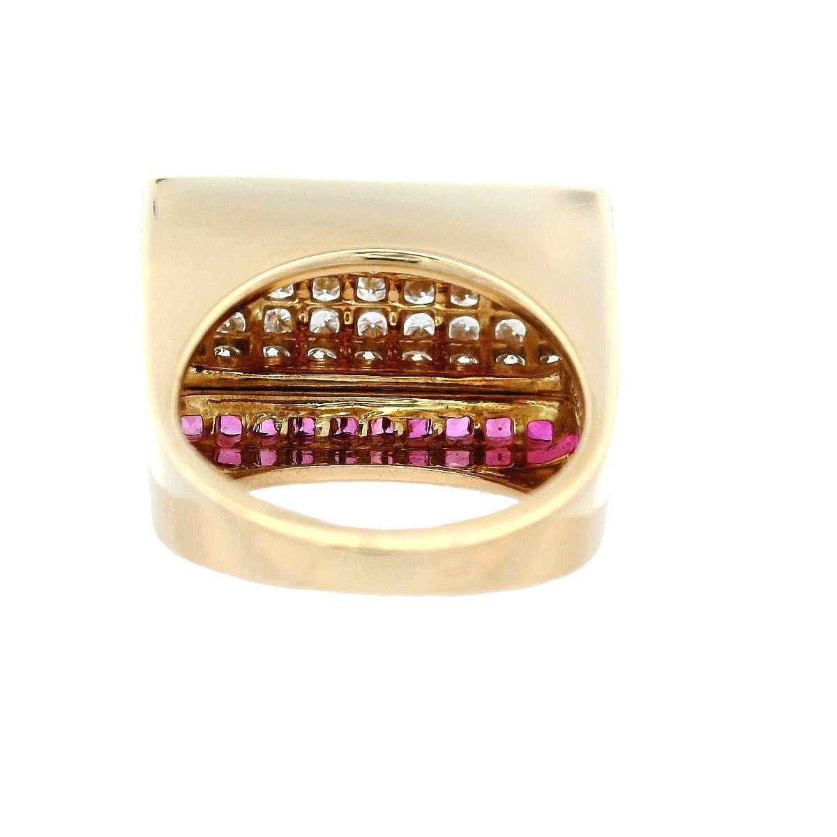 Art Deco 1930 Ring in 18kt Gold with 2.55 Ctw in Diamonds & Rubies For Sale 4