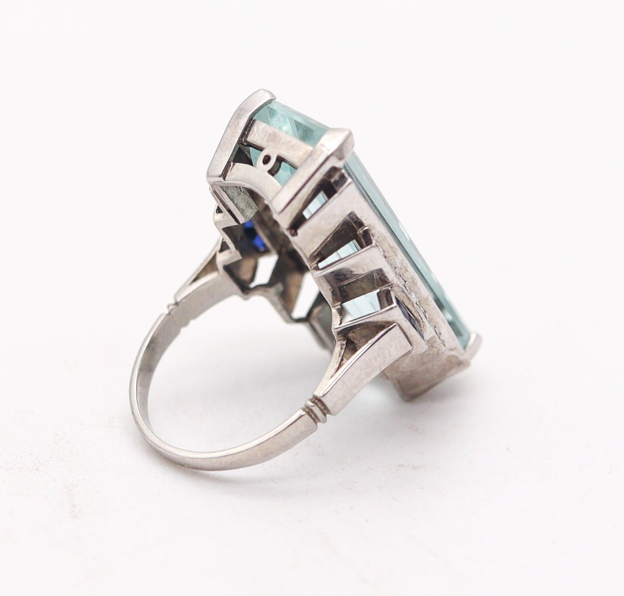 Emerald Cut ART-DECO 1930 Skyscraper Platinum Ring With Aquamarine, Sapphires & Diamonds For Sale