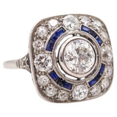ART DECO 1930 Quadratischer Ring aus Platin mit 2,23 Karat Diamanten und Saphiren