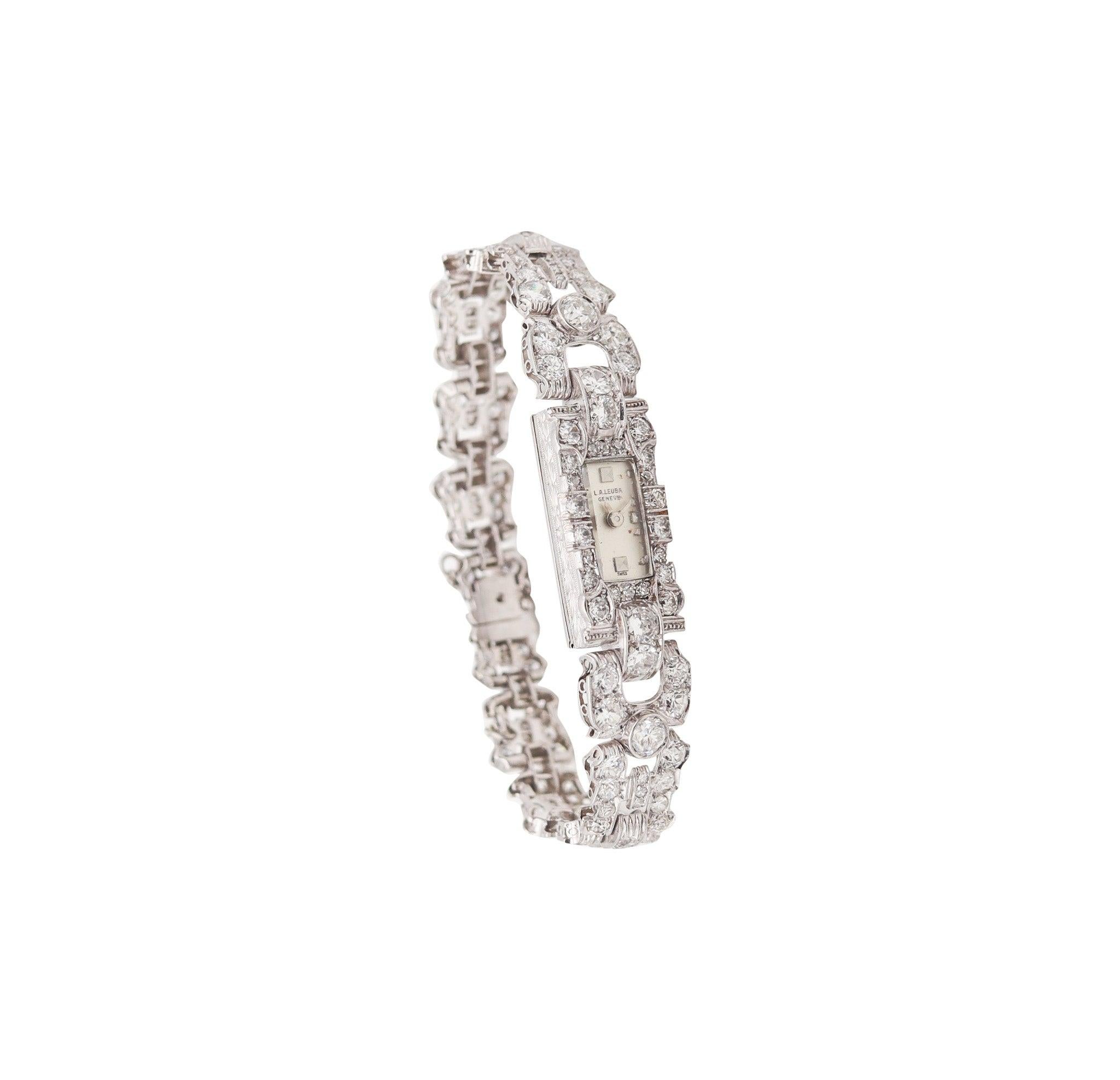 ART DECO 1930 Armbanduhr aus Platin mit 7,44 Gesamtkaratgewicht in europäischen Diamanten 1