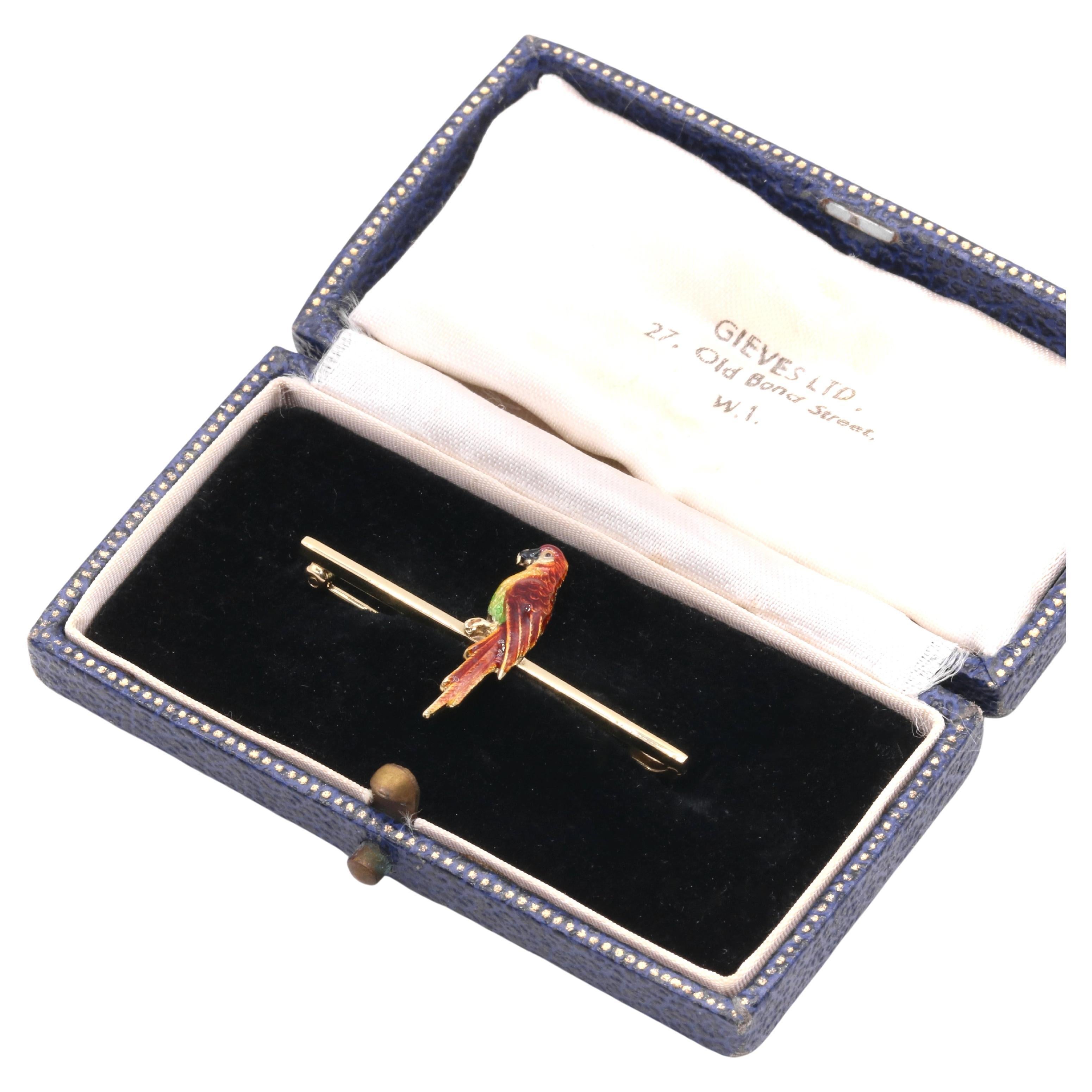 Broche perroquet Art déco des années 1930 en or jaune 14 carats et émail, dans son coffret d
origine