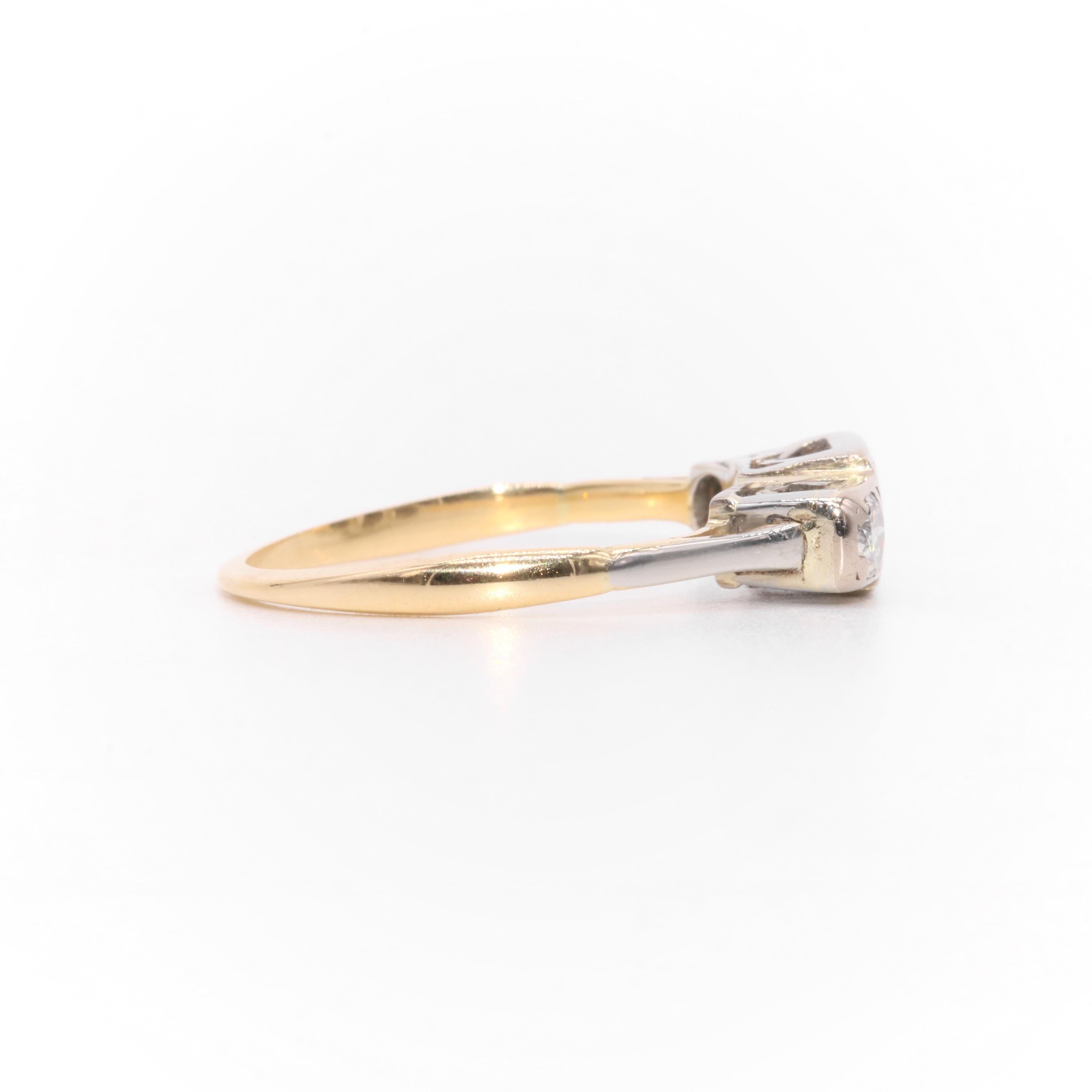 Art Deco 1930s 18K Yellow and White Gold 0.54ctw Diamond Trilogy Ring For Sale 1