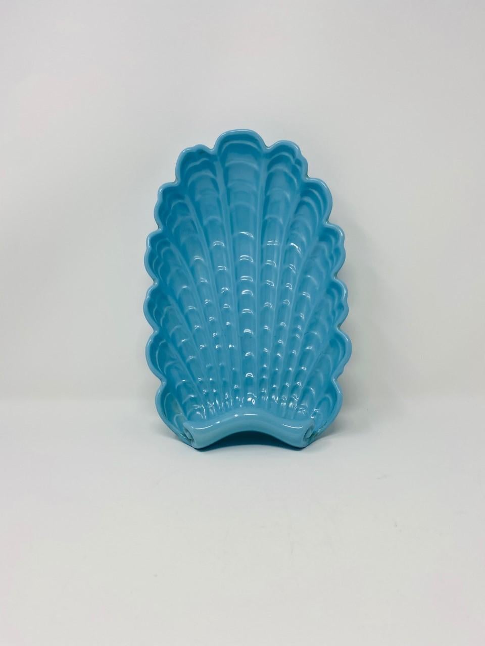 Art Deco 1930s Abingdon Ceramic Shell Tray Pastel Blue For Sale 1