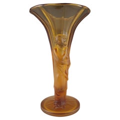 Art Deco 1930's Vase Oriental Lady en verre dépoli ambré