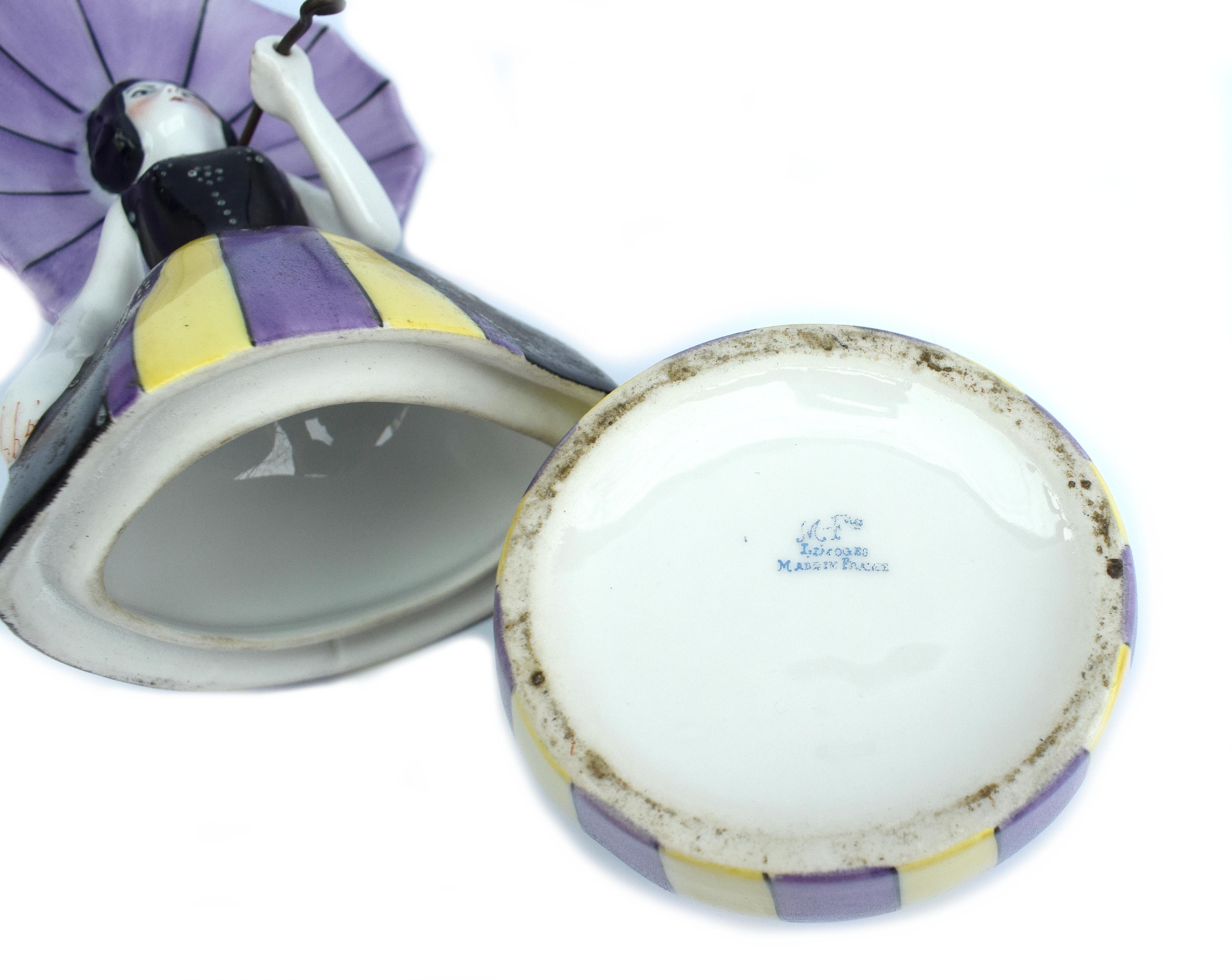 Art Deco 1930s Ceramic Bonbonniere, by Limoges In Good Condition In Devon, England