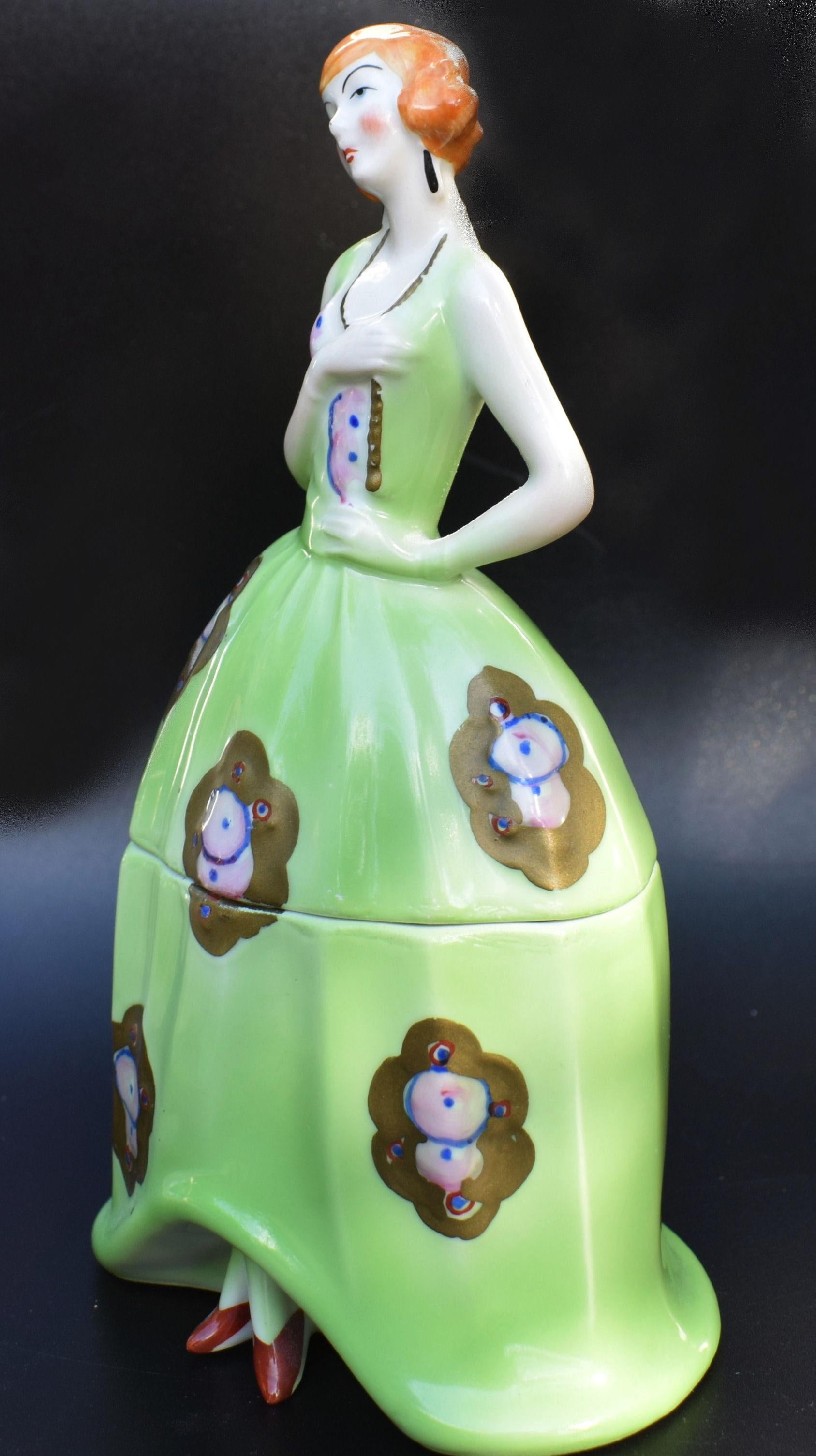 Art Deco 1930s Ceramic Bonbonniere, Half Doll, Powder Box, circa 1930 In Good Condition For Sale In Devon, England