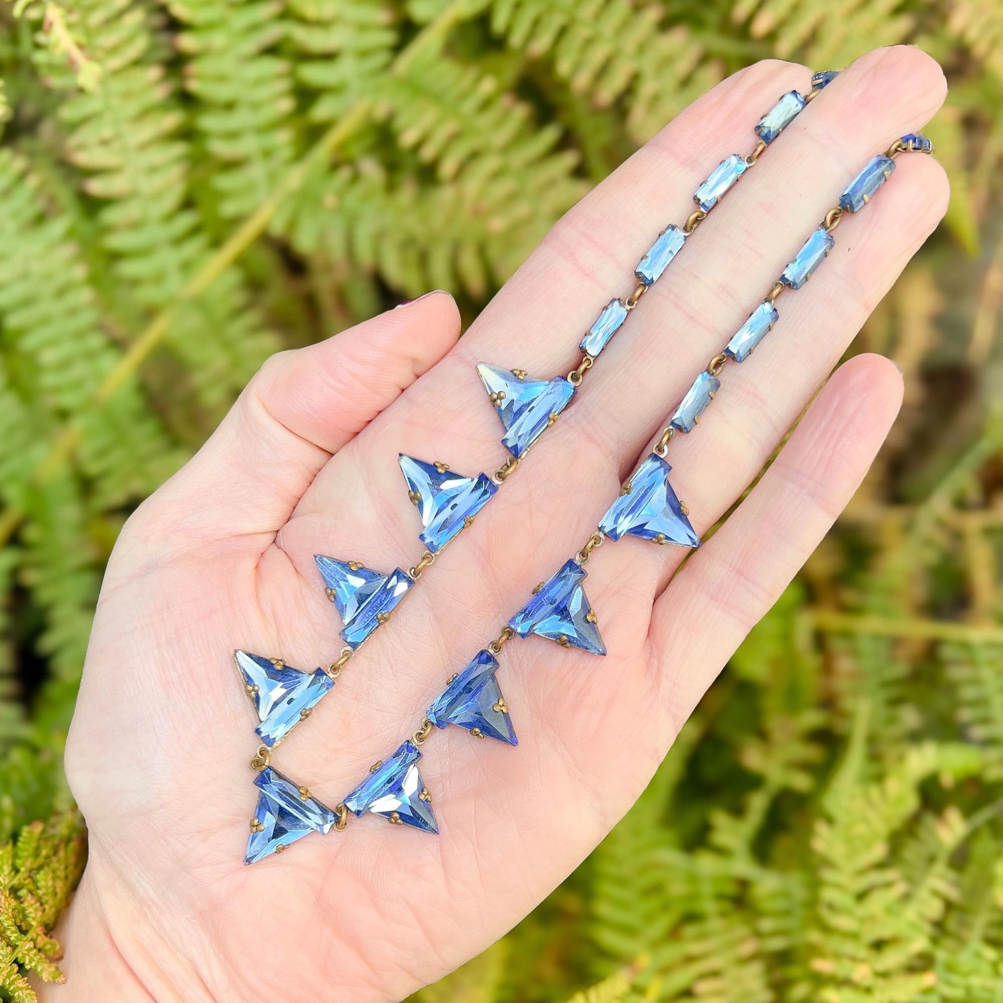 Art Deco Años 30 Checoslovaquia Azul Triangular Espejo Cristal Collar Vintage Art Decó en venta