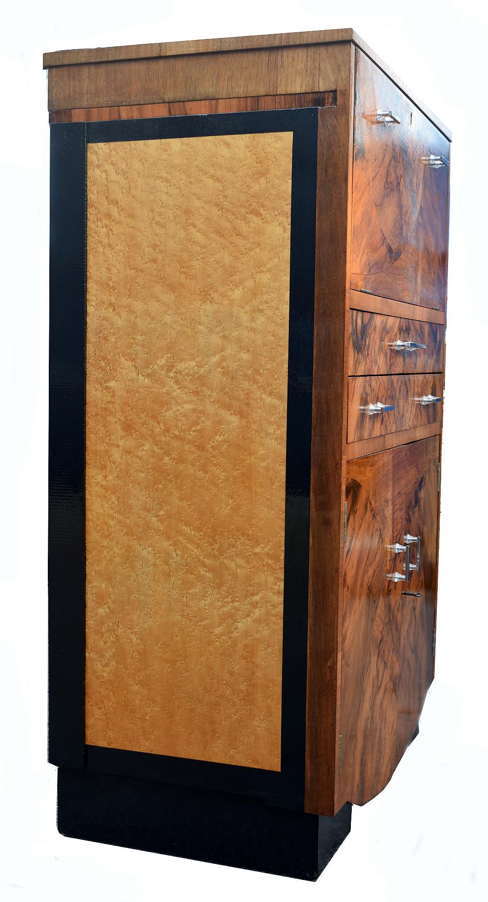 Art Deco 1930s Fitted Burr Walnut Cocktail Cabinet or Dry Bar 4