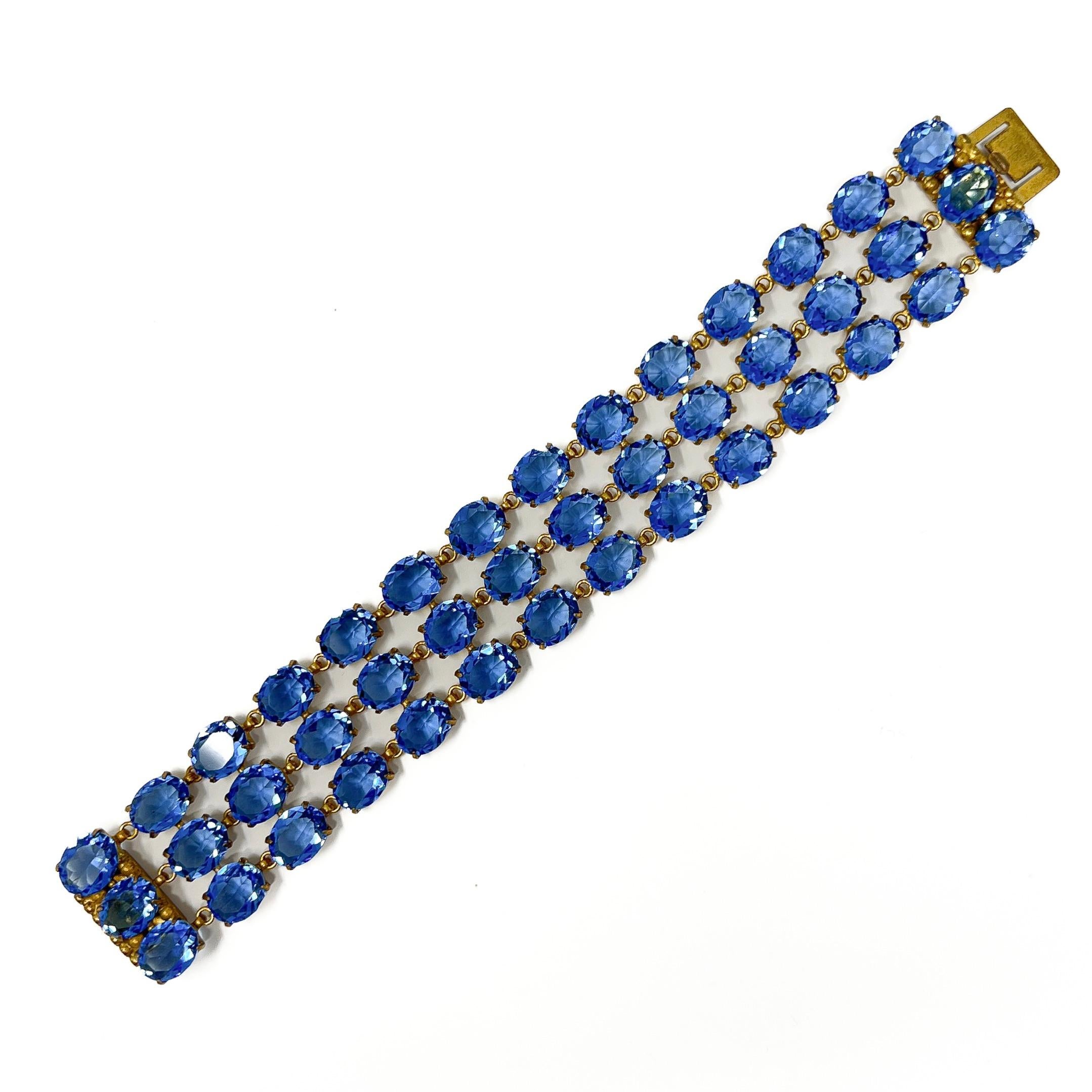 Art Deco 1930s Gilded Metal and Blue Glass Vintage Cuff For Sale 2