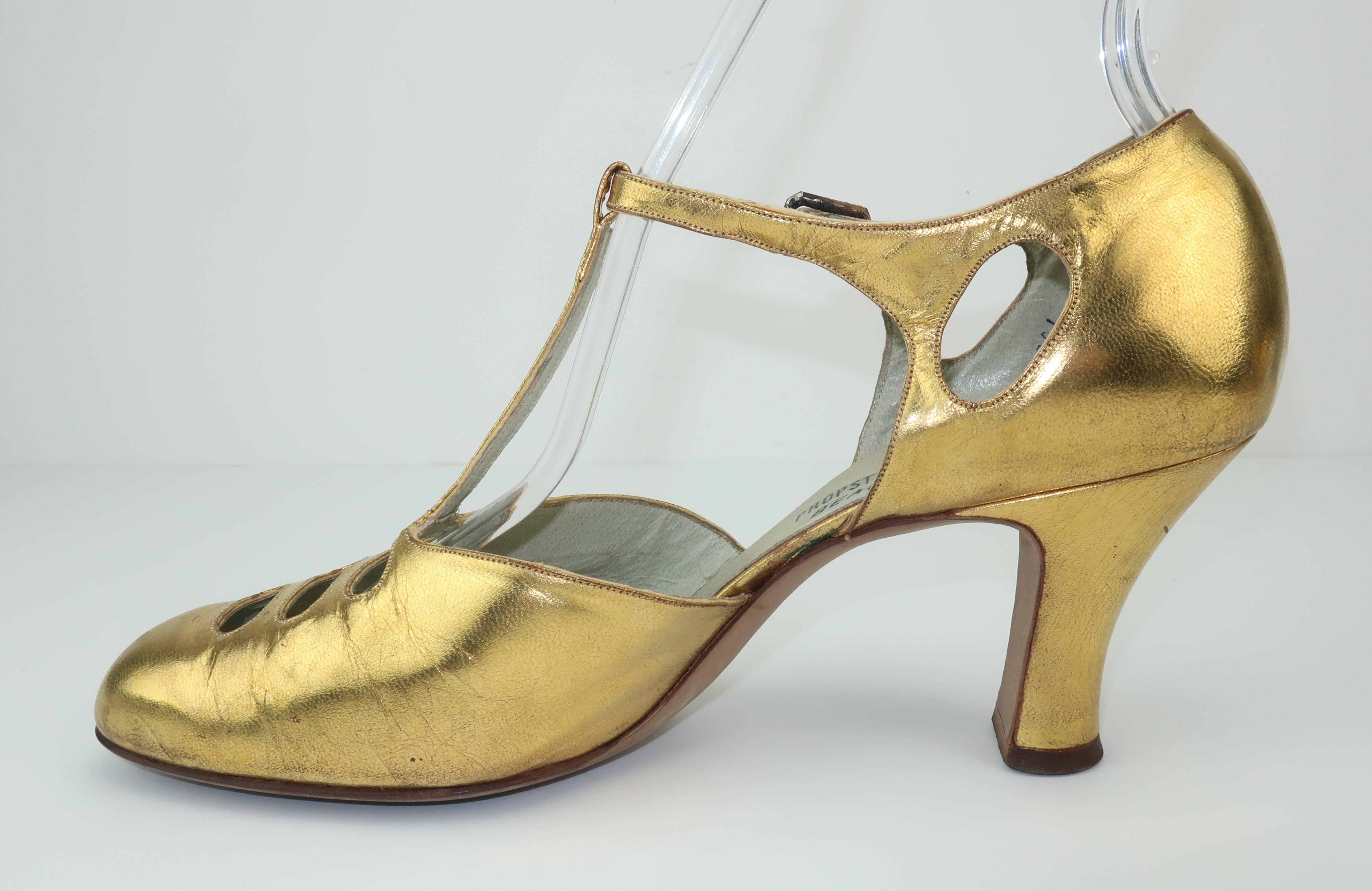  Chaussures de soirée Art Déco 1930 en cuir doré à lanière en T Sz 5 1/2 Pour femmes 