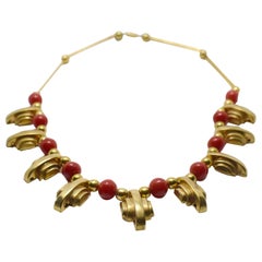 Art Deco 1930s Ladies Gold Tone Streamline Necklace