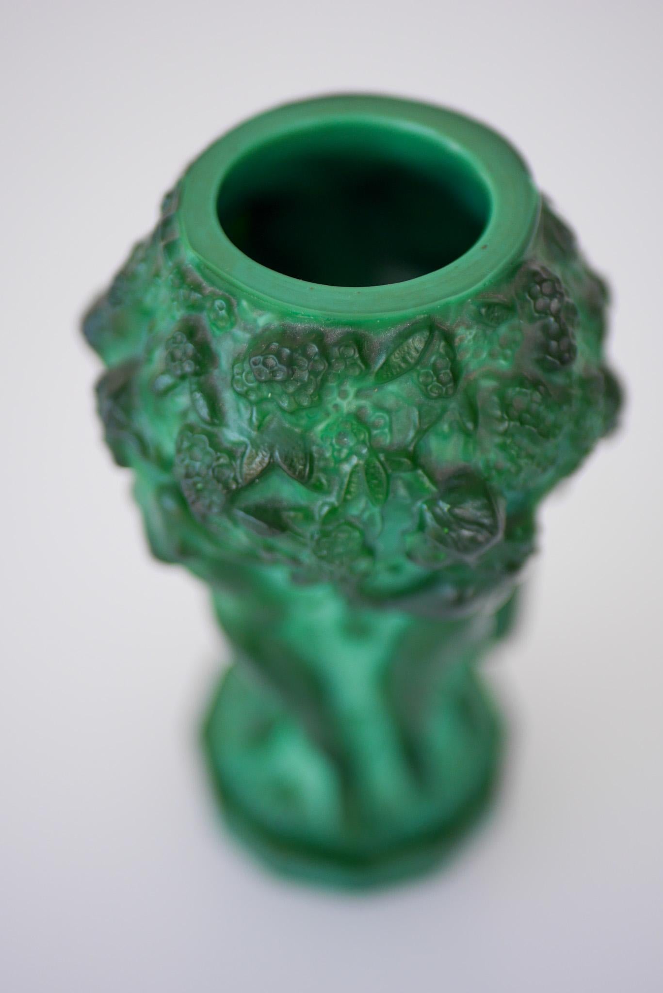 Art Deco 1930s Malachite Jade Glass Vase by Frantisek Pazourek 2