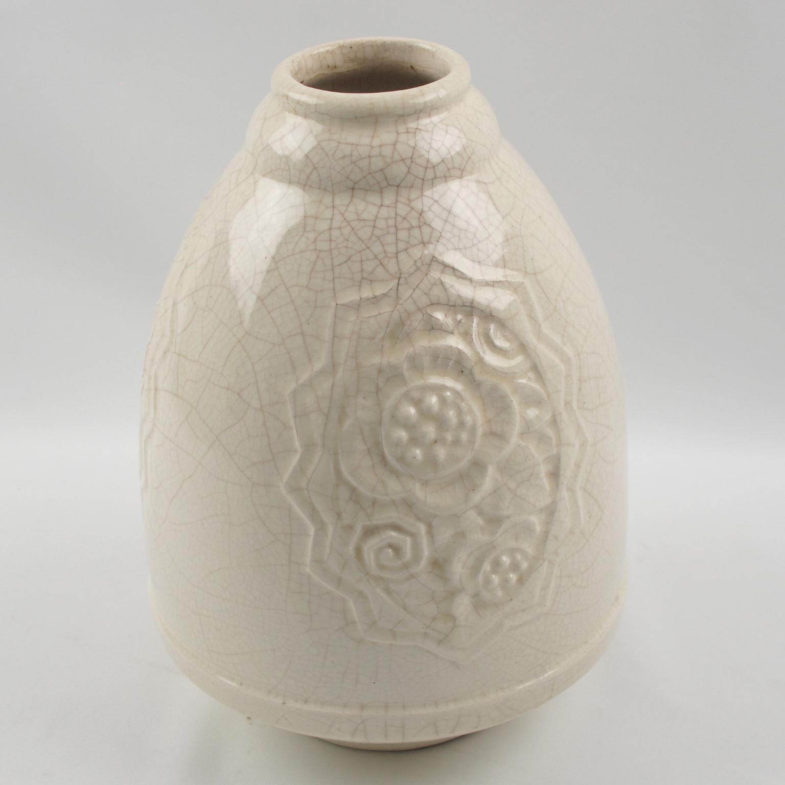 Art Deco 1930s Off-White Crackle Glaze Ceramic Vase by Saint Clement 2
