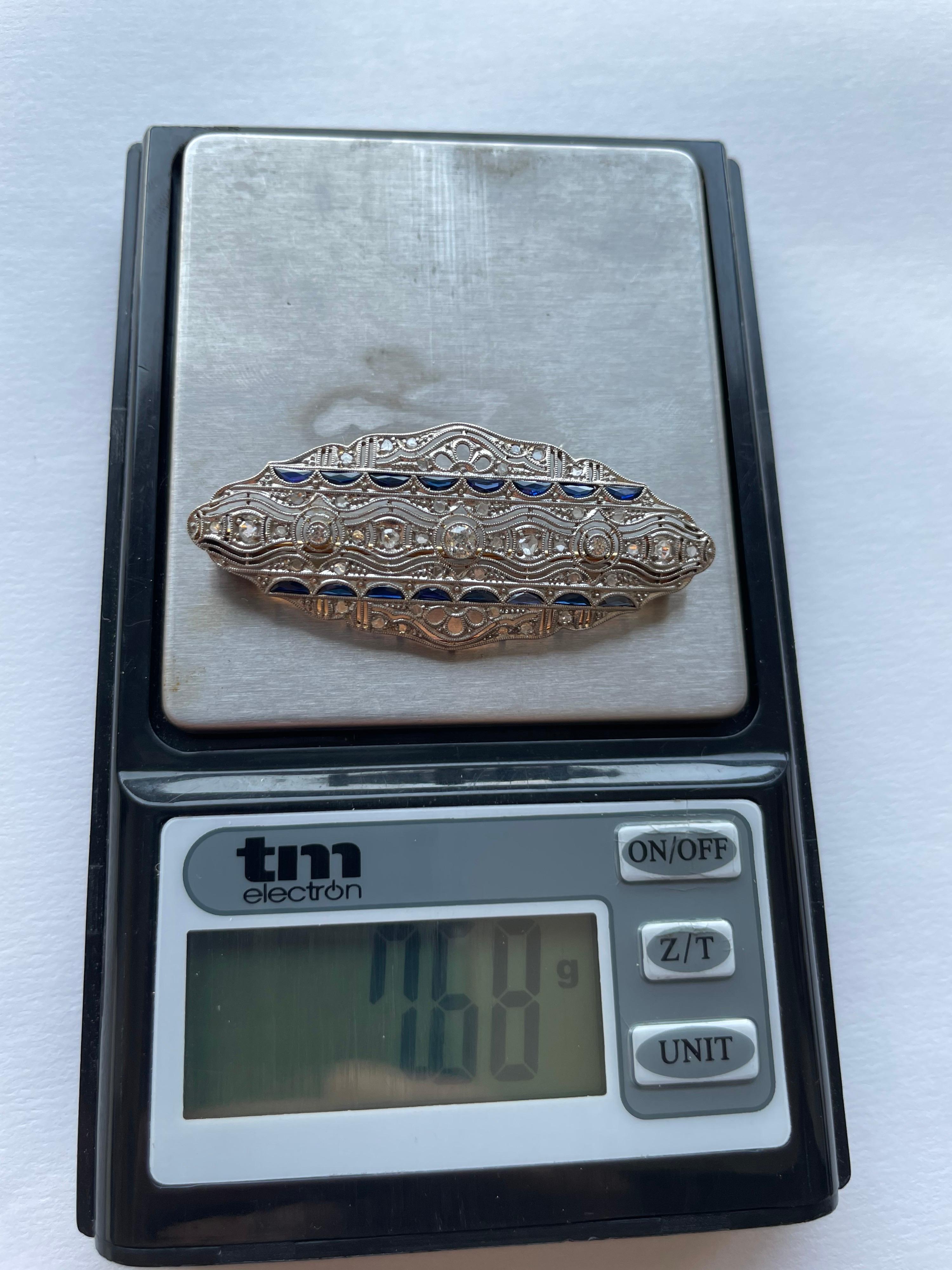 Art Deco 1930s Oval Diamond Sapphire Filigree Platinum Yellow Gold Brooch For Sale 8