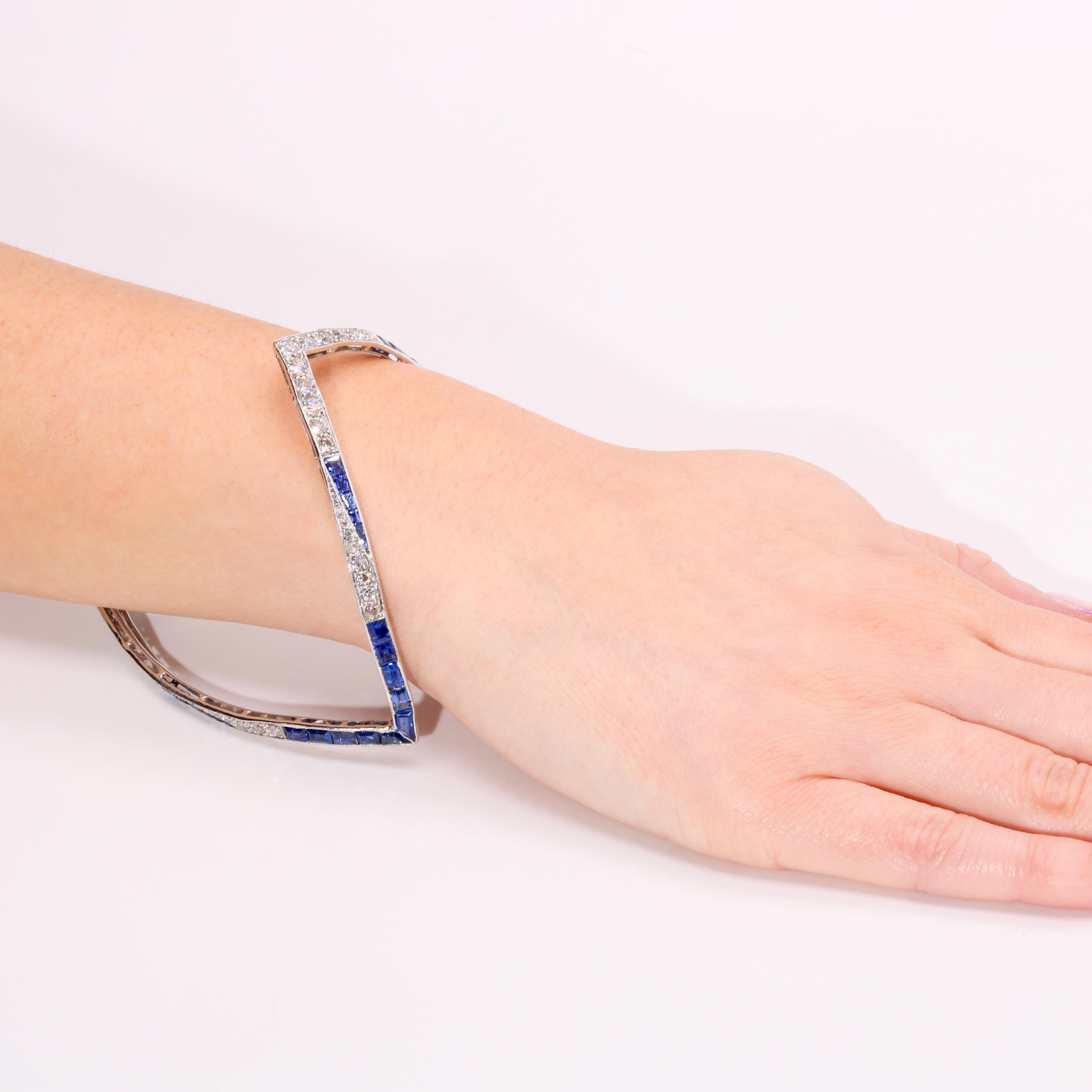 Art déco 1930 Platine 14.2tgw Saphir et Diamant Zig Zag Bangle en vente 9