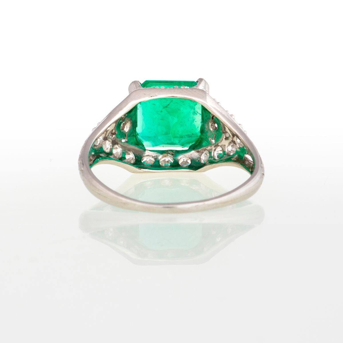Single Cut Art Deco 1930s Platinum Diamond and Emerald Ring For Sale