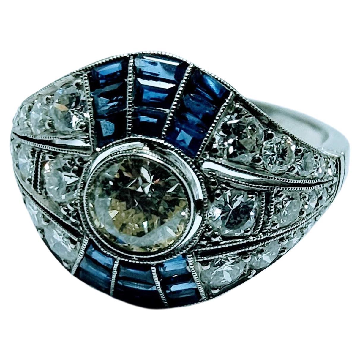 Women's or Men's Vintage Art Deco 1930s Ring Brilliant Cut Diamond 0.65 Cts and Sapphire Platinum For Sale