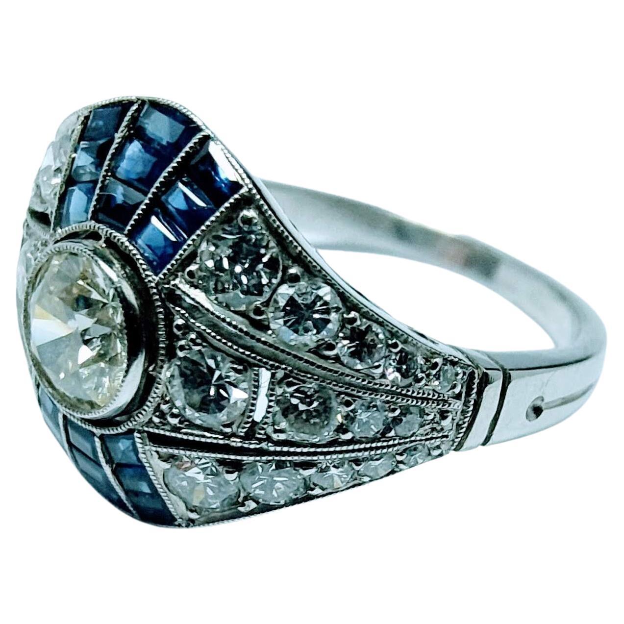Vintage Art Deco 1930s Ring Brilliant Cut Diamond 0.65 Cts and Sapphire Platinum For Sale 5