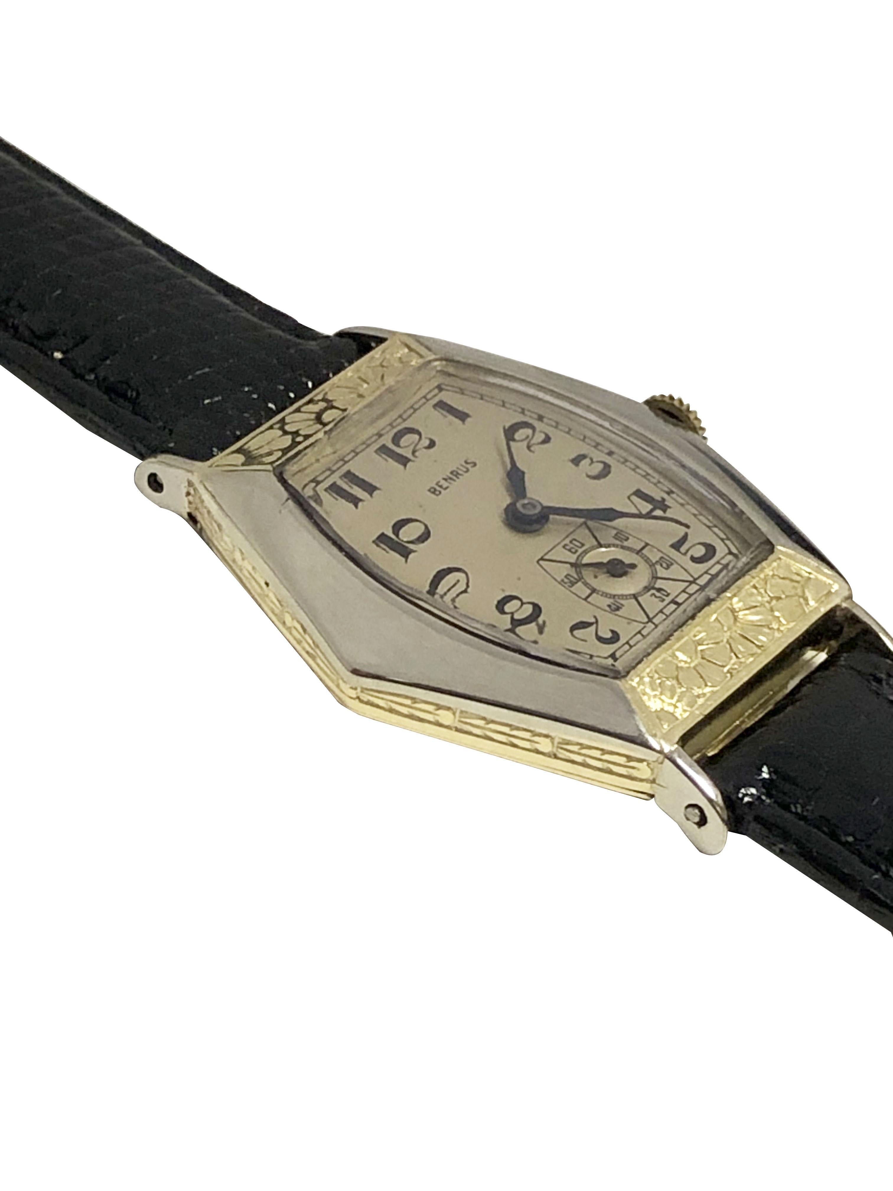 Zweifarbige Benrus mechanische Art-Déco-Armbanduhr aus Gold, 1930er Jahre (Art déco) im Angebot