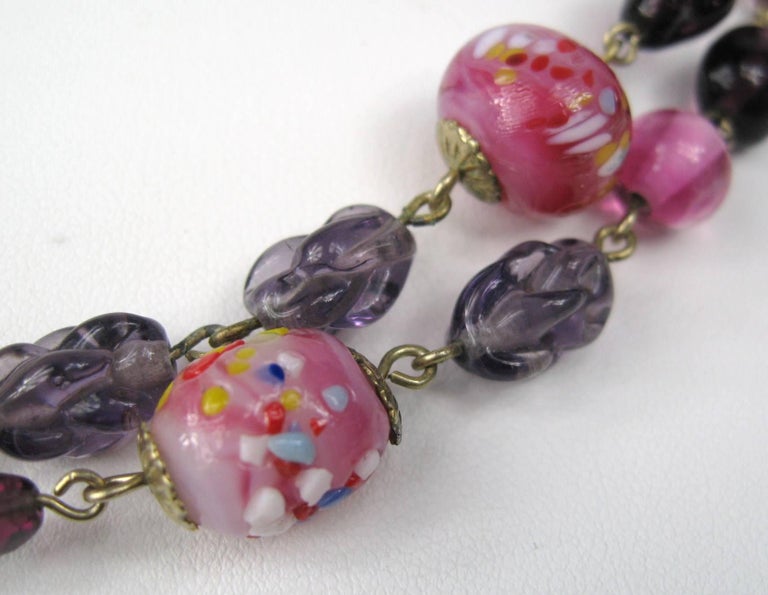 Collier Vintage Gradué En Perles De Verre Rose - Longueur Dégradée - Bel État D'Usage