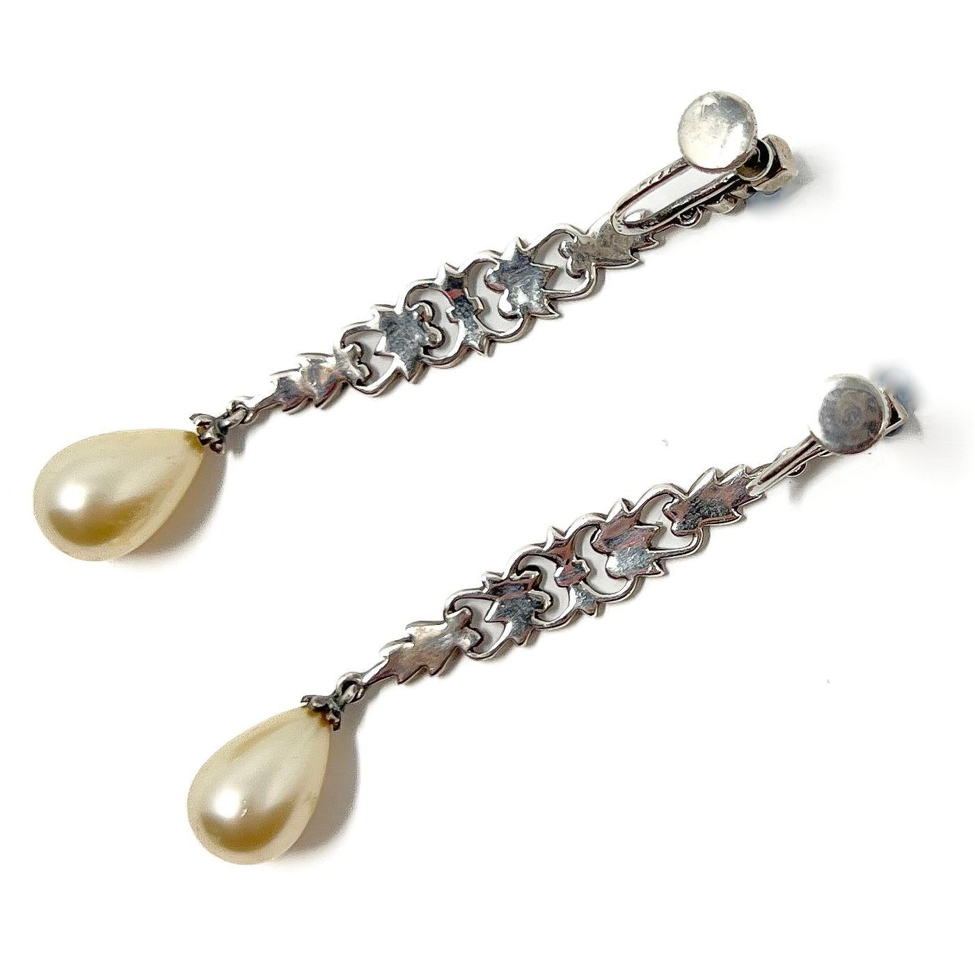 Art Decó 1930 Pendientes de gota de pasta y perla de imitación vintage en venta 2