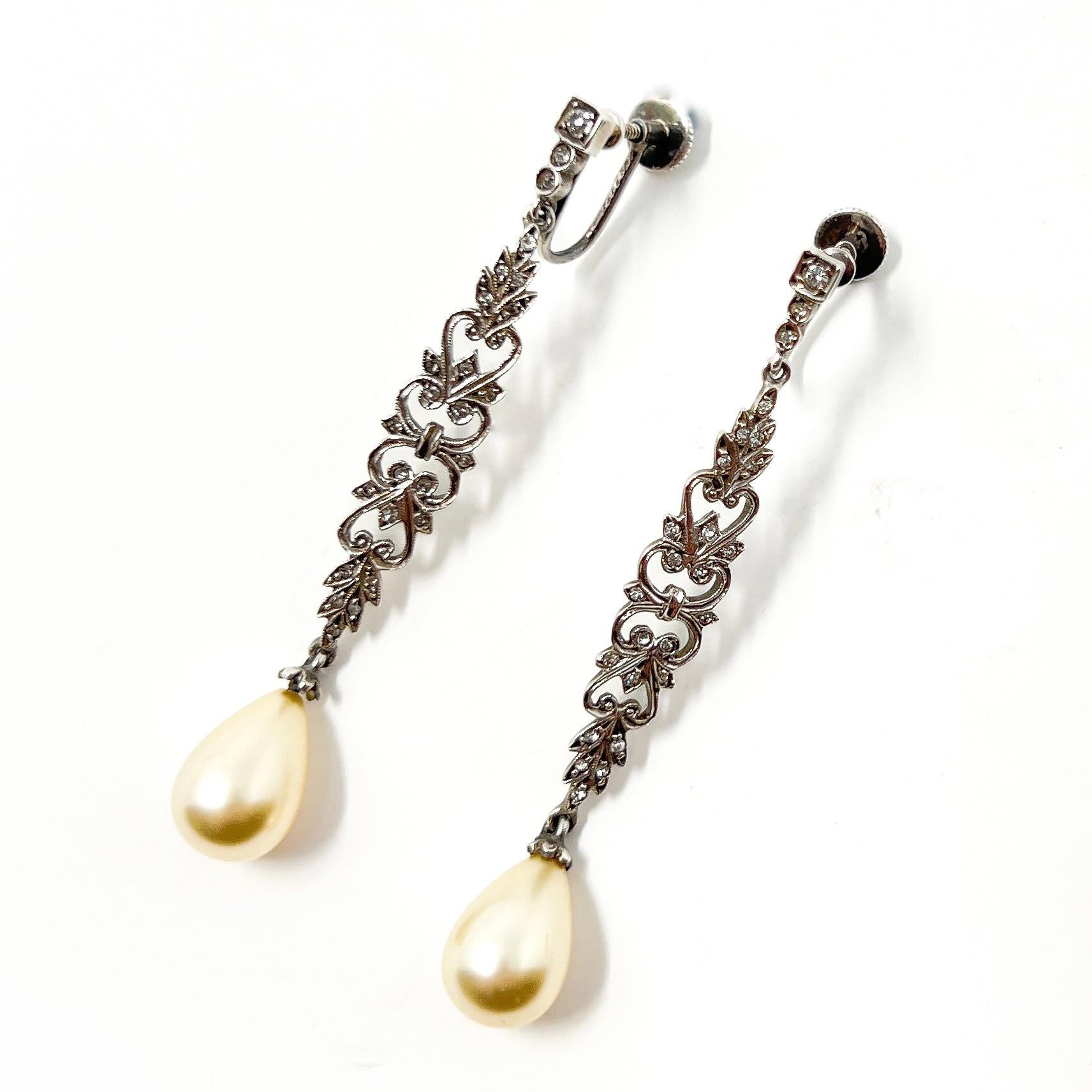 Art Decó 1930 Pendientes de gota de pasta y perla de imitación vintage en venta 3