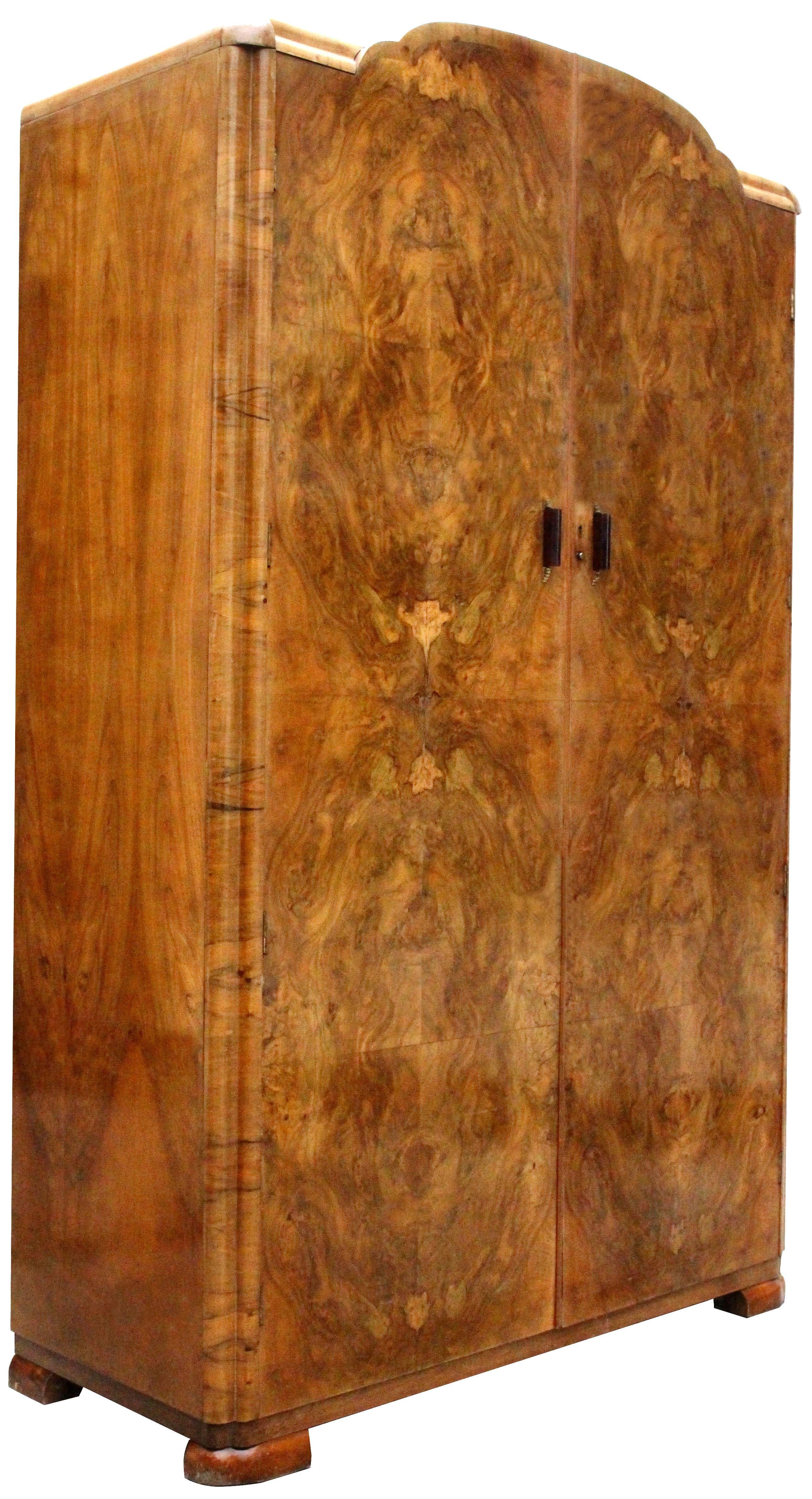 Art Deco 1930s Walnut Two-Door Wardrobe, English, circa 1930 1