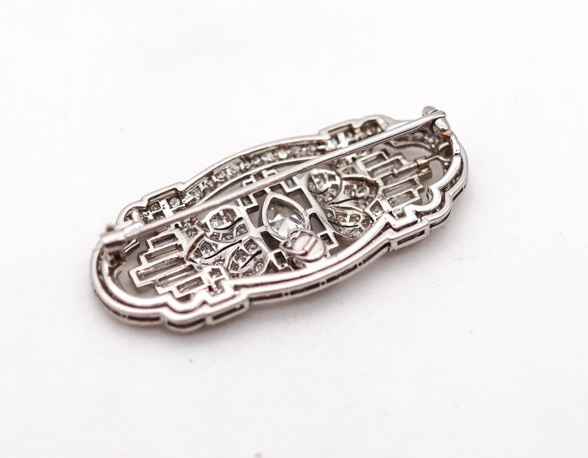 Art Deco 1932 Convertible Pendant Brooch In Platinum With 3.97 Ctw In Diamonds In Excellent Condition For Sale In Miami, FL
