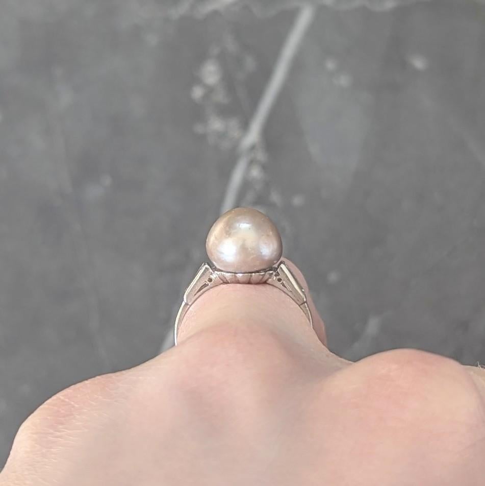 Art Deco 1933 Natural Saltwater Pearl Diamond Platinum Vintage Cocktail Ring For Sale 3