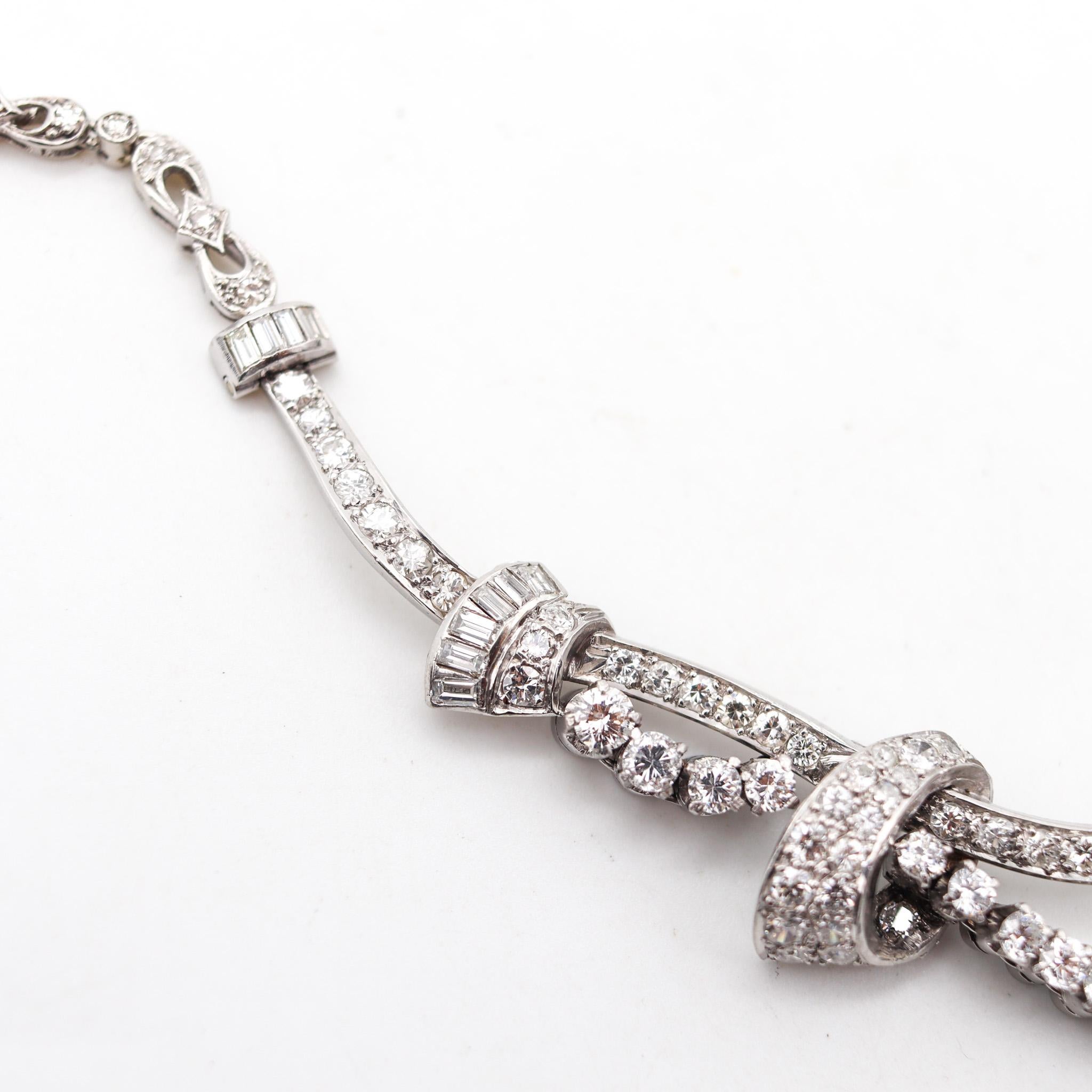 Art Deco 1935 American Garlands Necklace In Platinum With 12.68 Ctw In Diamonds For Sale 5