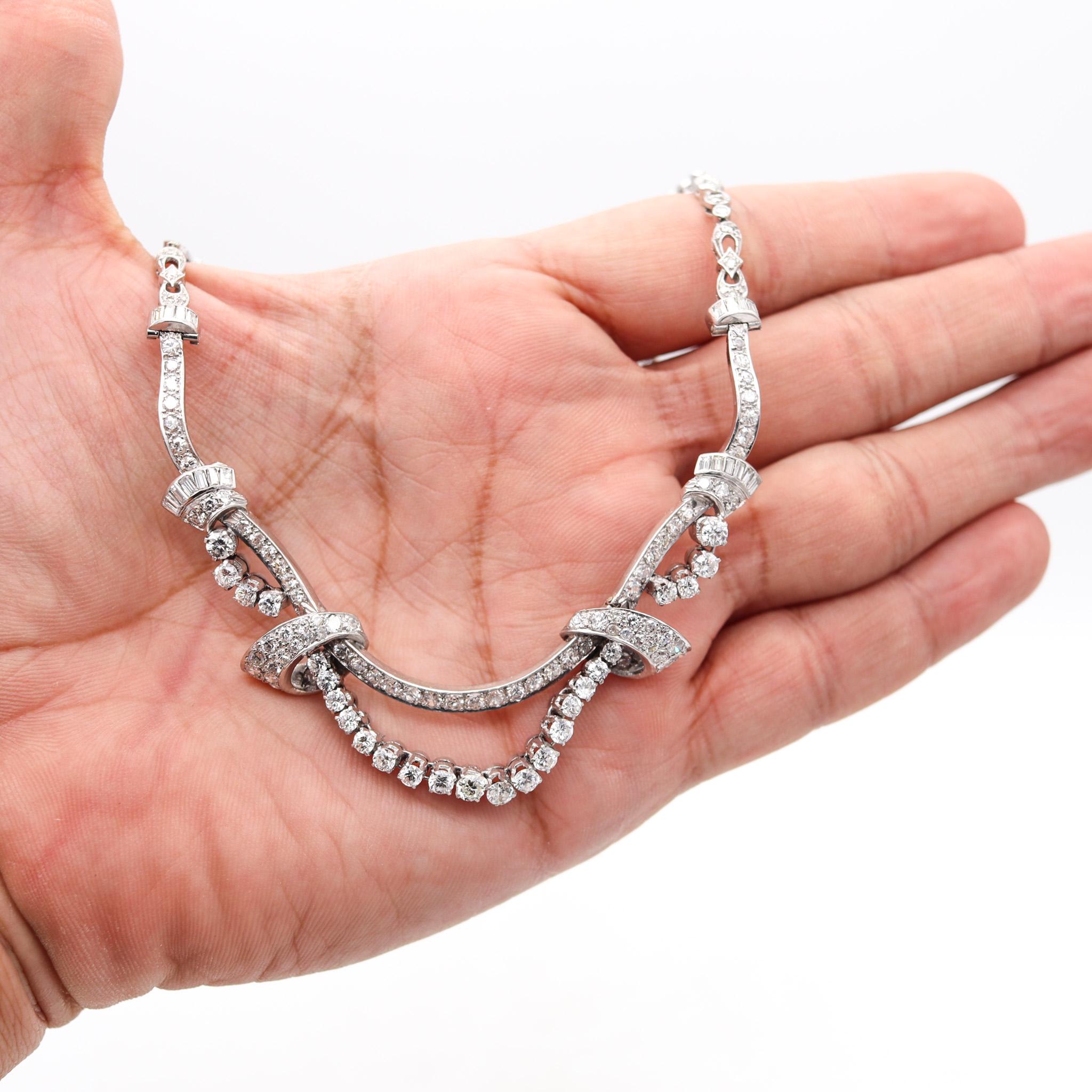 Art Deco 1935 American Garlands Necklace In Platinum With 12.68 Ctw In Diamonds For Sale 3