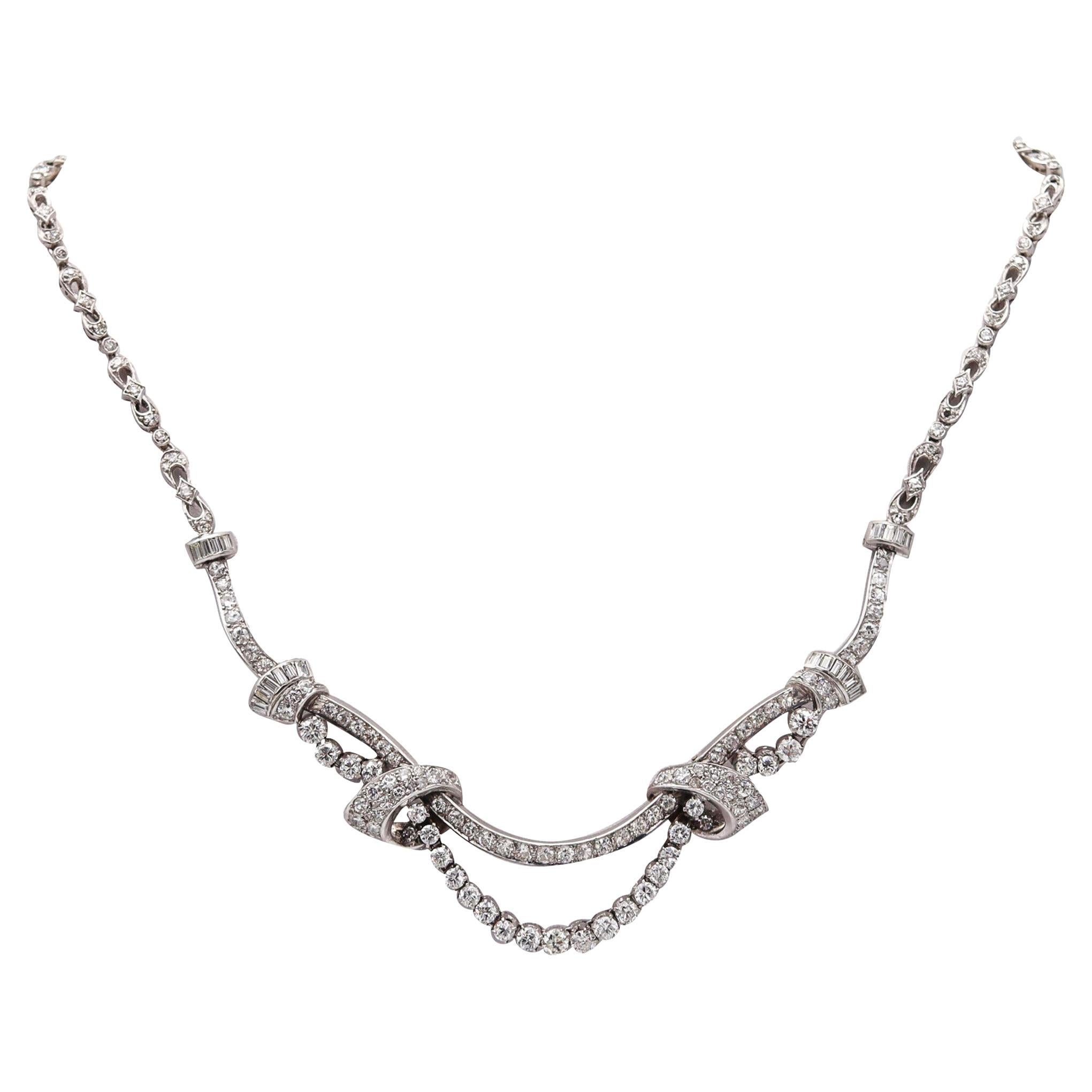 Art Deco 1935 American Garlands Necklace In Platinum With 12.68 Ctw In Diamonds For Sale
