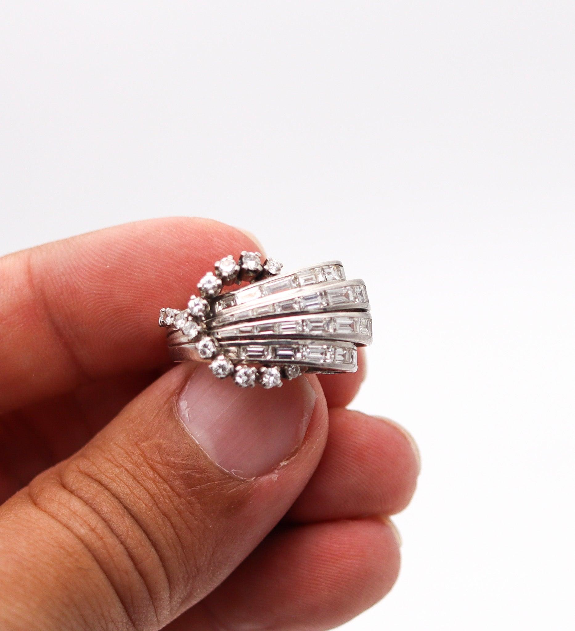 ART DECO 1935 Cocktailring aus massivem Platin mit 3,24 Karat Diamanten im gemischten Schliff 4