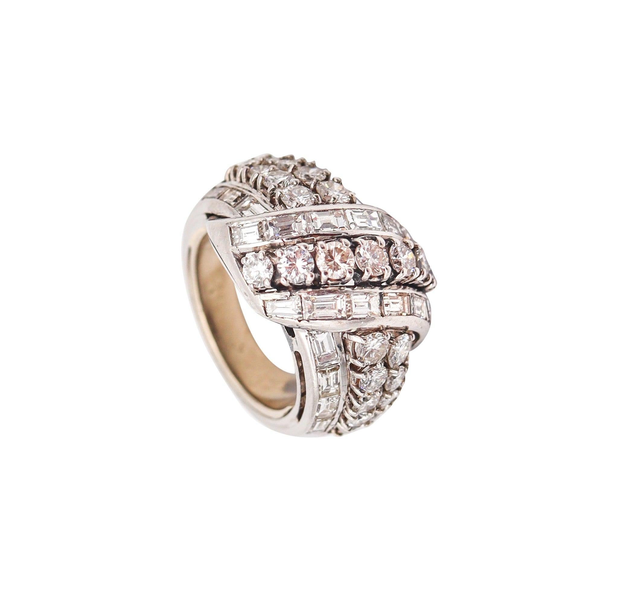 Anillo de cóctel ART DECO 1935 en platino macizo con diamantes talla mixta de 4,11 qt Corte brillante en venta